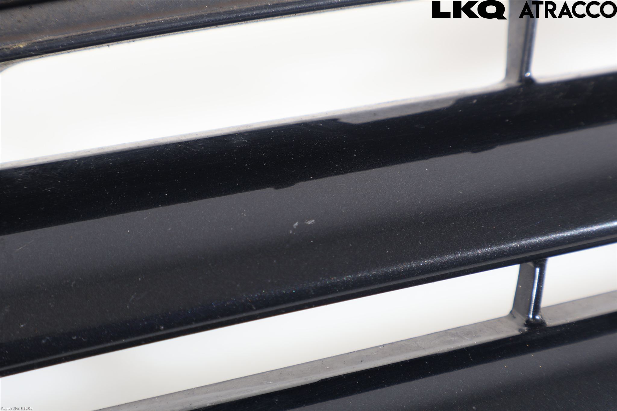 Toyota AURIS 10-12 Grilldel Mitt