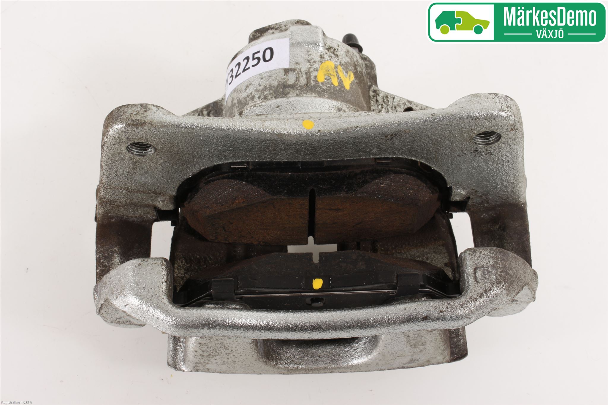 Toyota C-HR 16-23 Bromsok Fram Höger