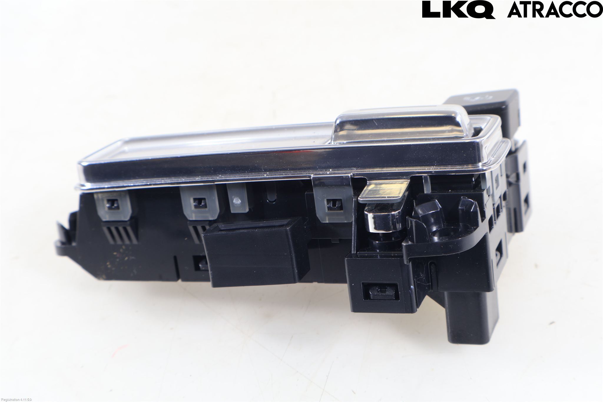 Mazda CX-80 24- Strömställare Övrigt