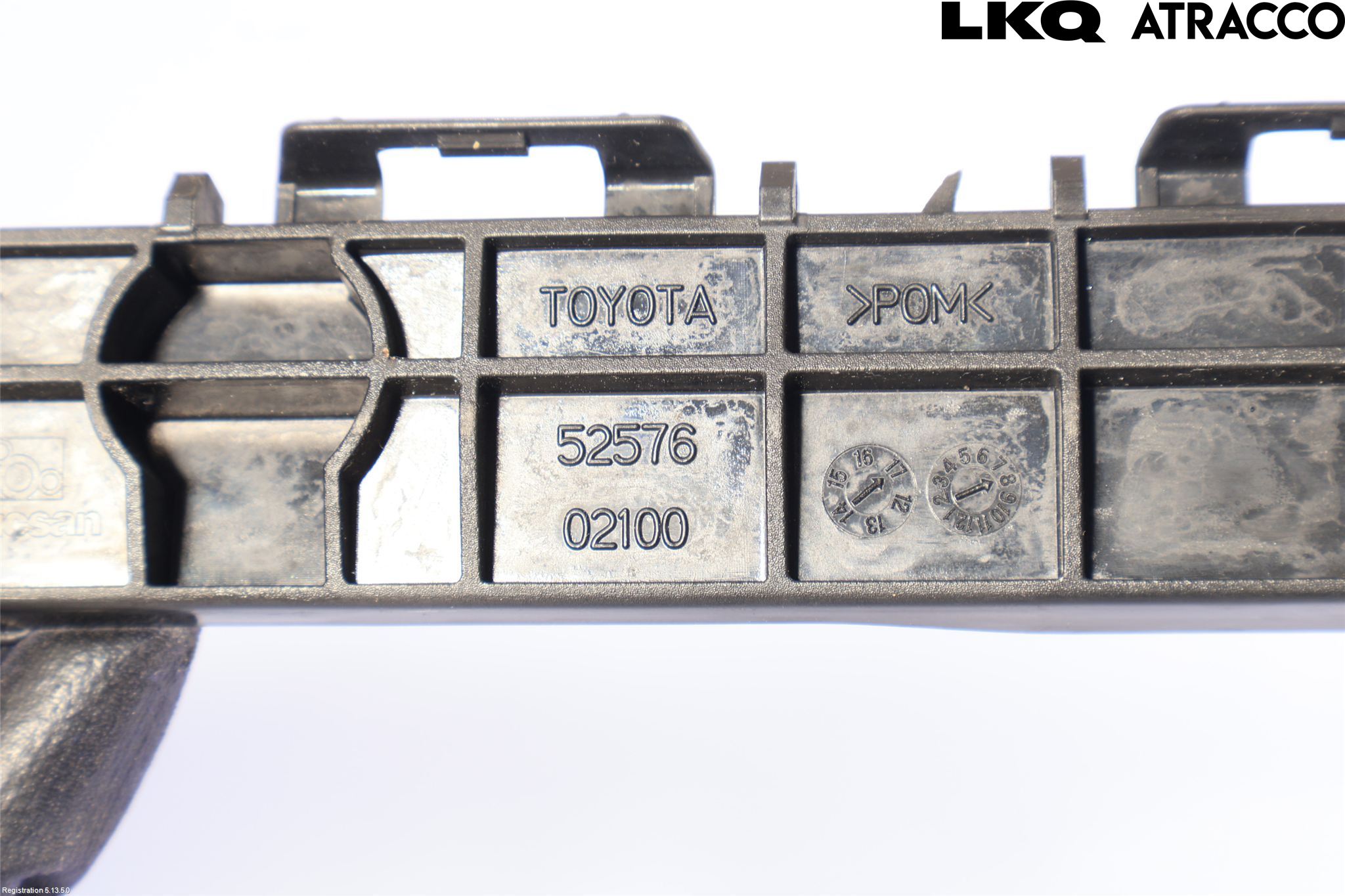 Toyota AURIS 13-19 Stötfångarfäste Bak Vä