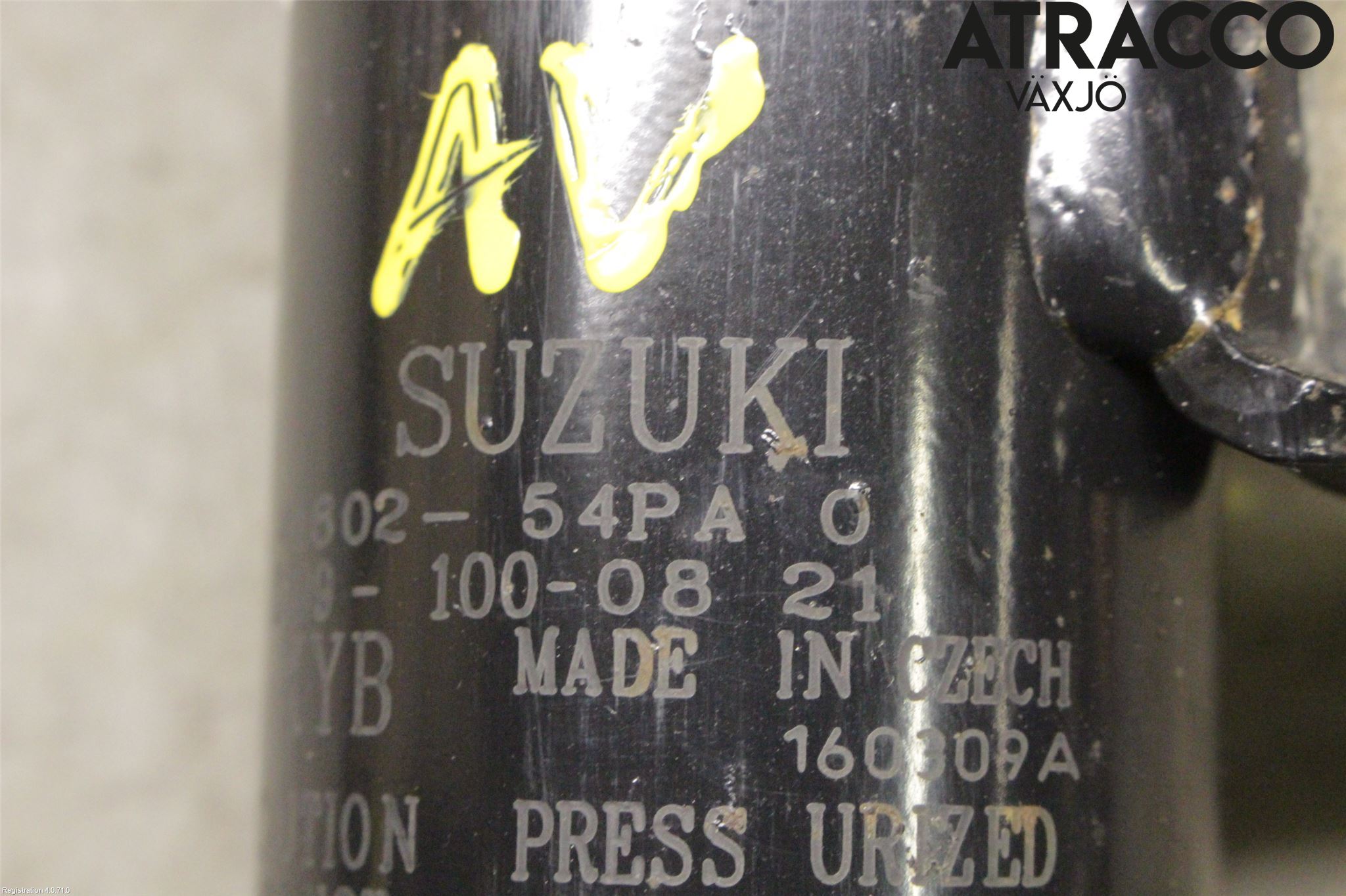 Suzuki VITARA 15- Fjäderben Fram Vänster