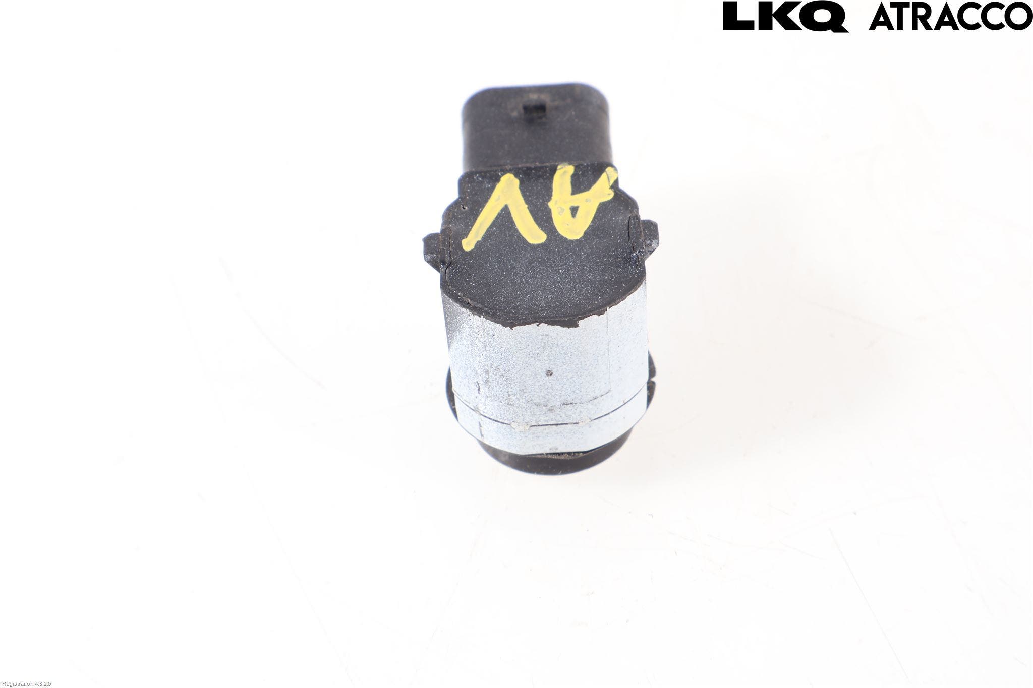 Volkswagen VW PASSAT 11-14 Parkeringshjälp Frontsensor