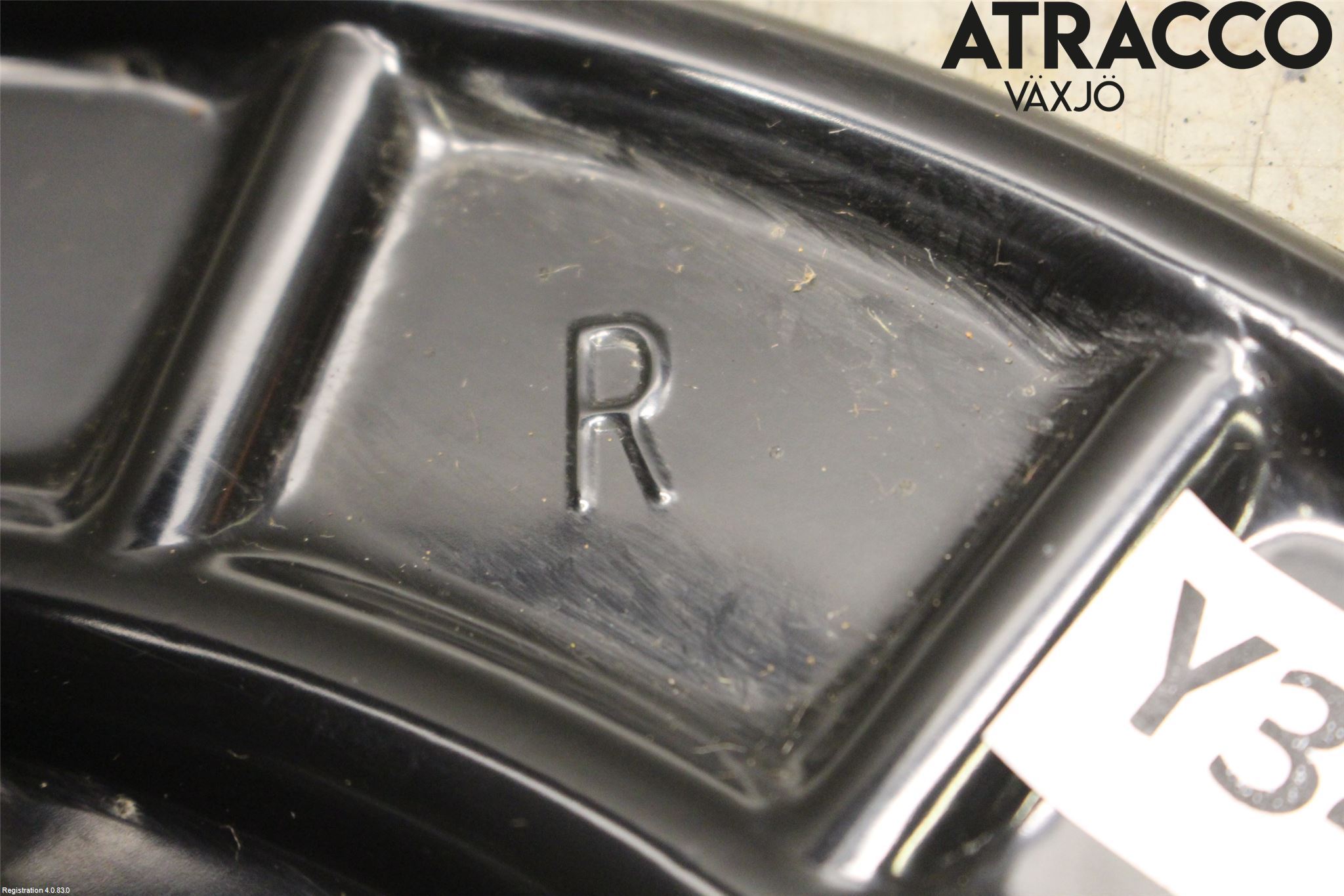 Mazda CX-30 20- Styrspindel Lagerhus Hö