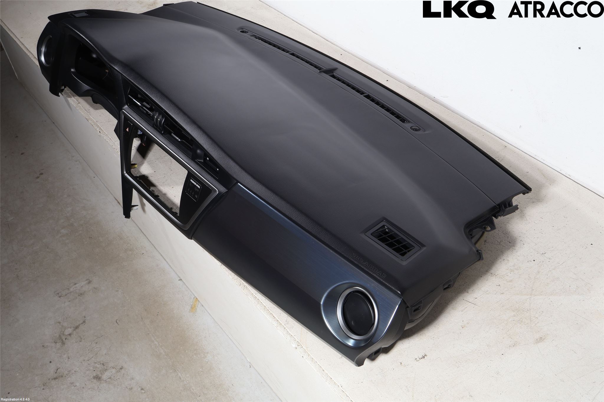 Toyota AURIS 13-19 Instrumentbräda