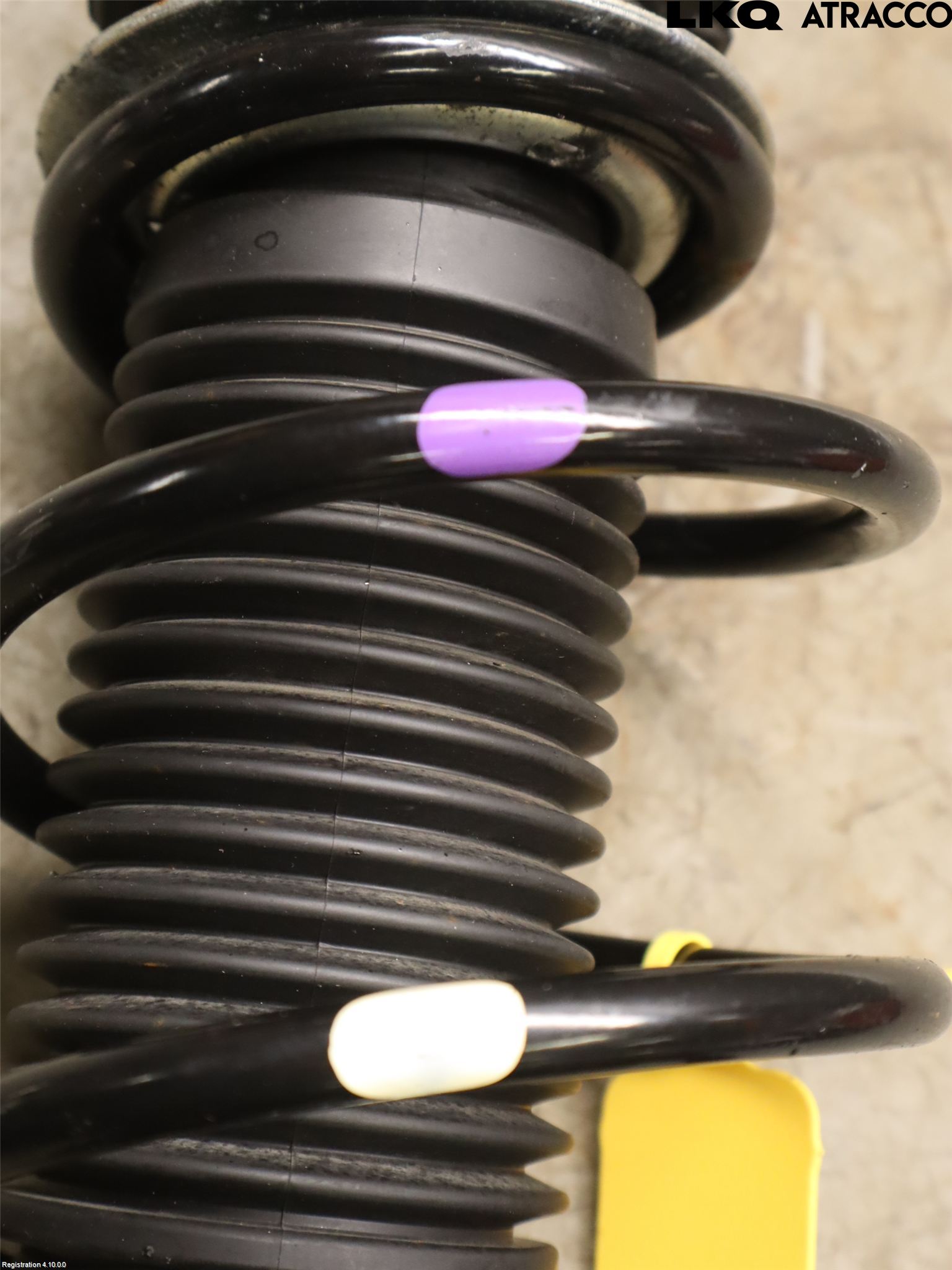 Suzuki SWIFT 17-24 Fjäderben Fram Vänster