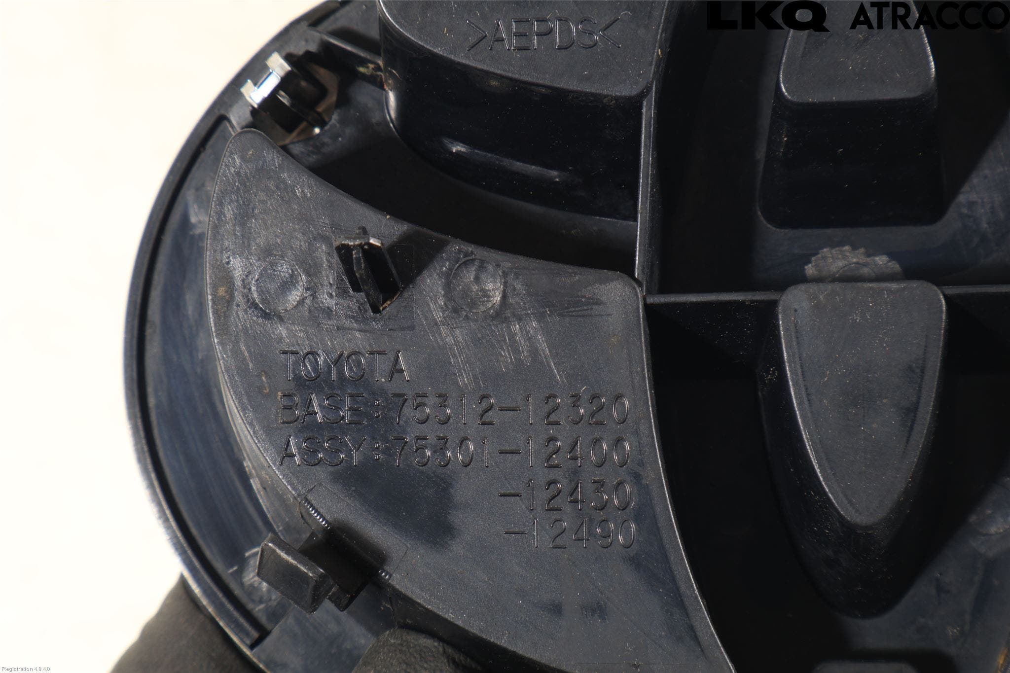 Toyota RAV4 13-18 Emblem