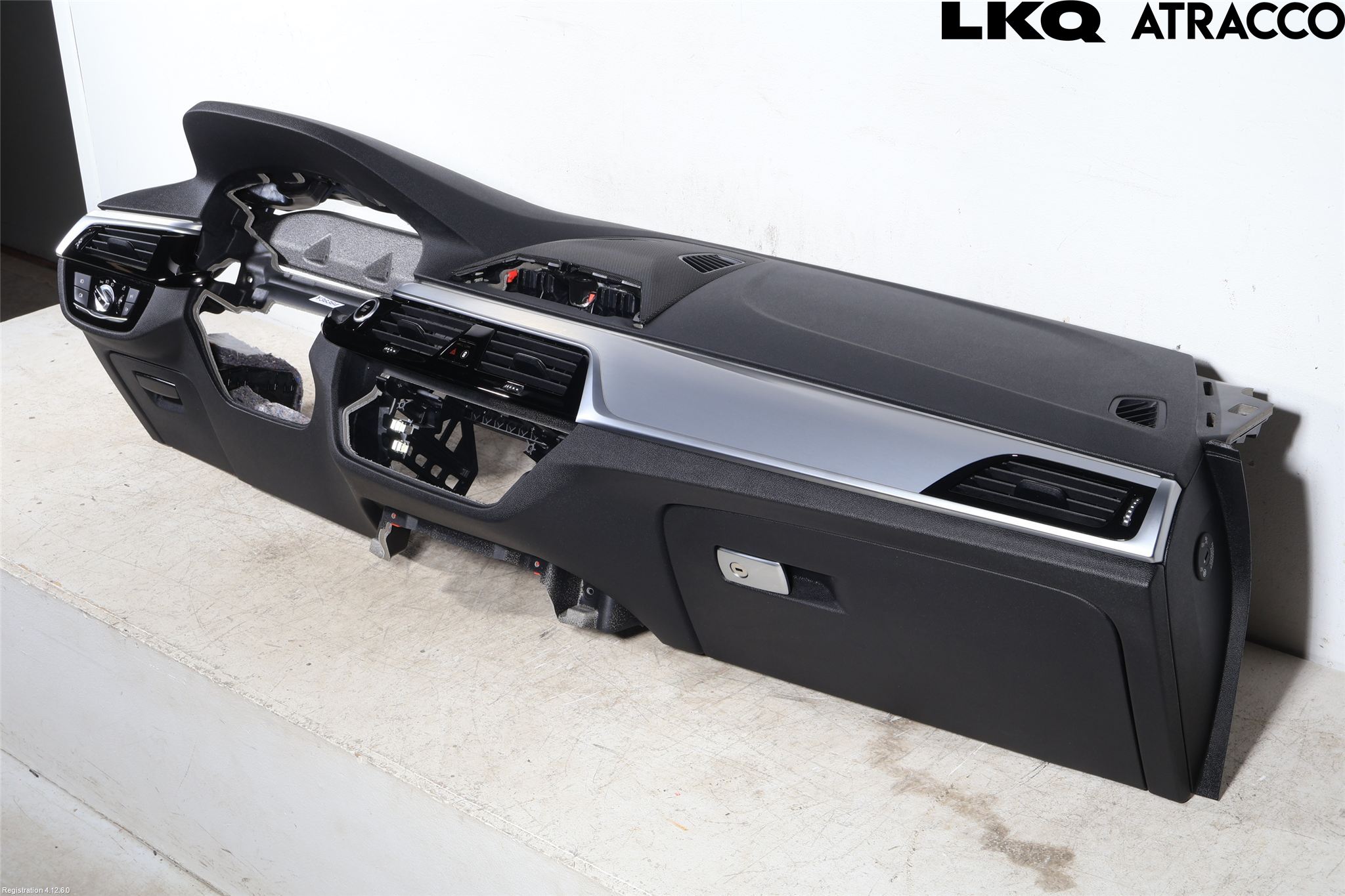 BMW 5 G30/G31/F90 17-23 Instrumentbräda