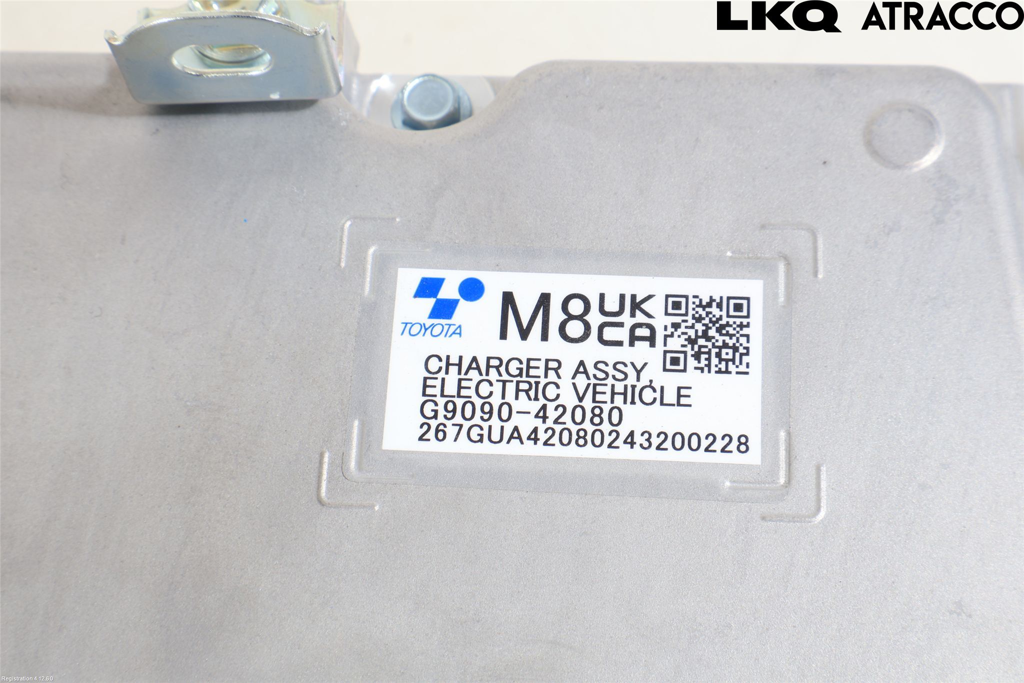 Toyota RAV4 19- Batteriladdare Högspänning