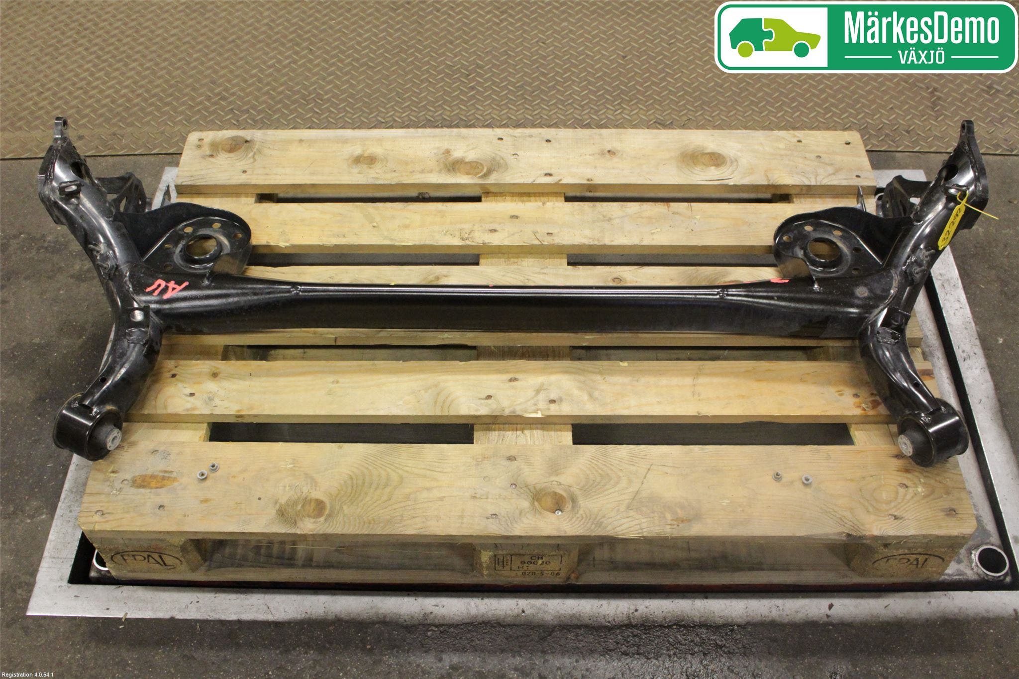 Toyota YARIS XP130 15-20 Bakaxelbalk