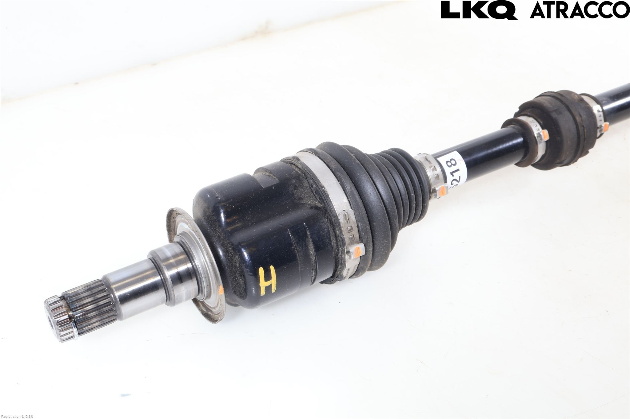 Toyota YARIS CROSS XP21 21- Drivaxel Fram Höger