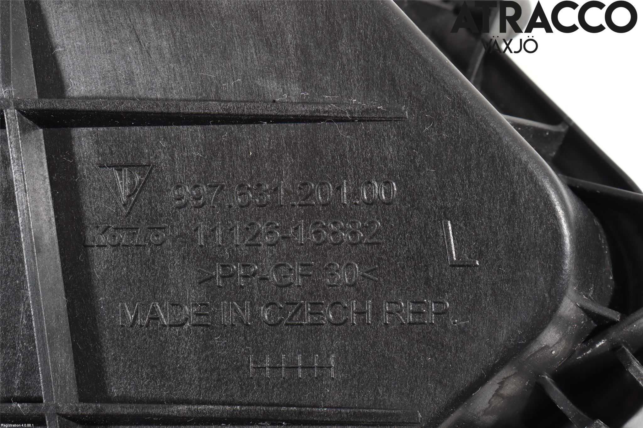 Porsche 911 (997) 05-12 Strålkastarhus Vä