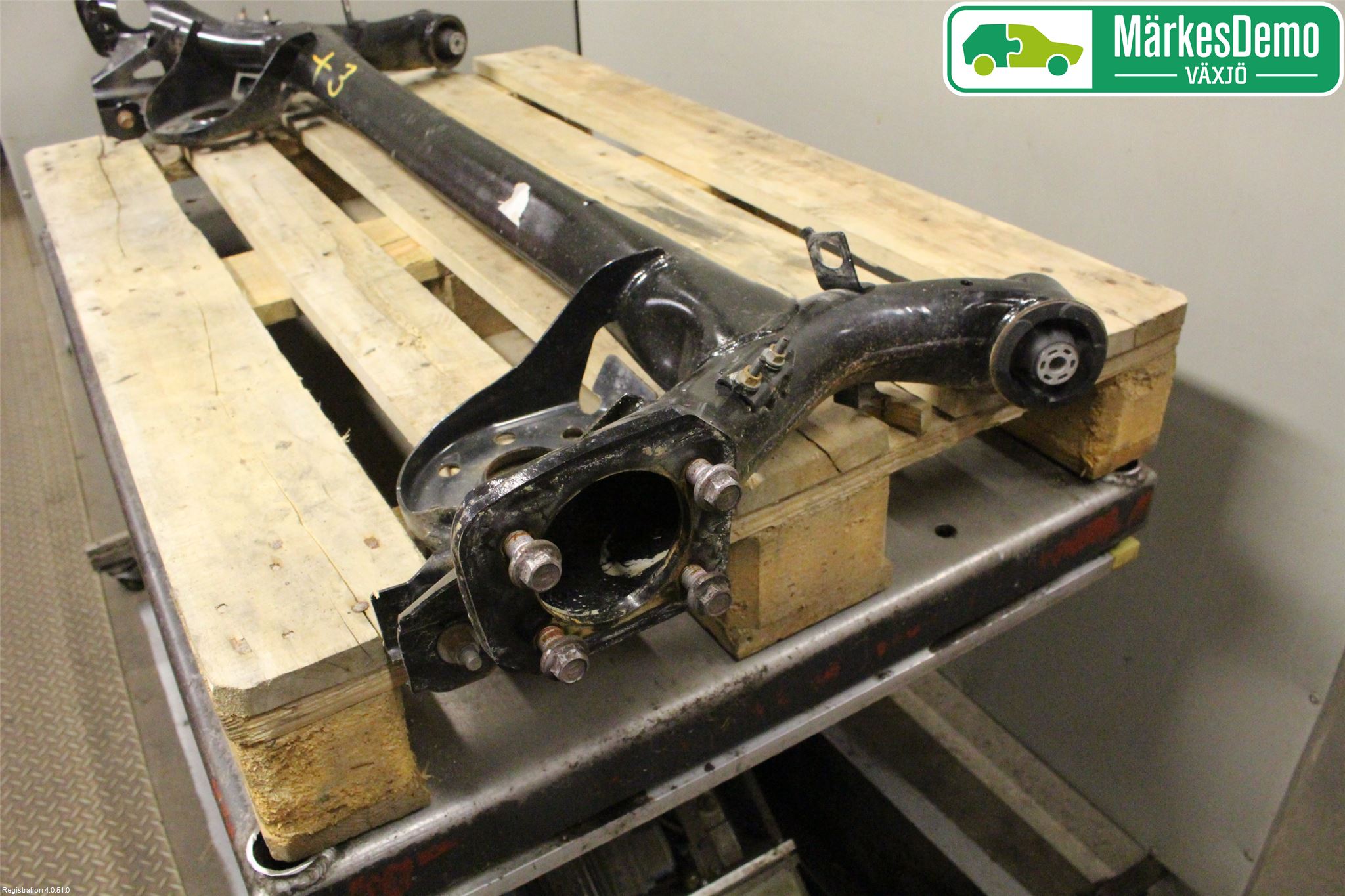 Toyota YARIS XP130 15-20 Bakaxelbalk