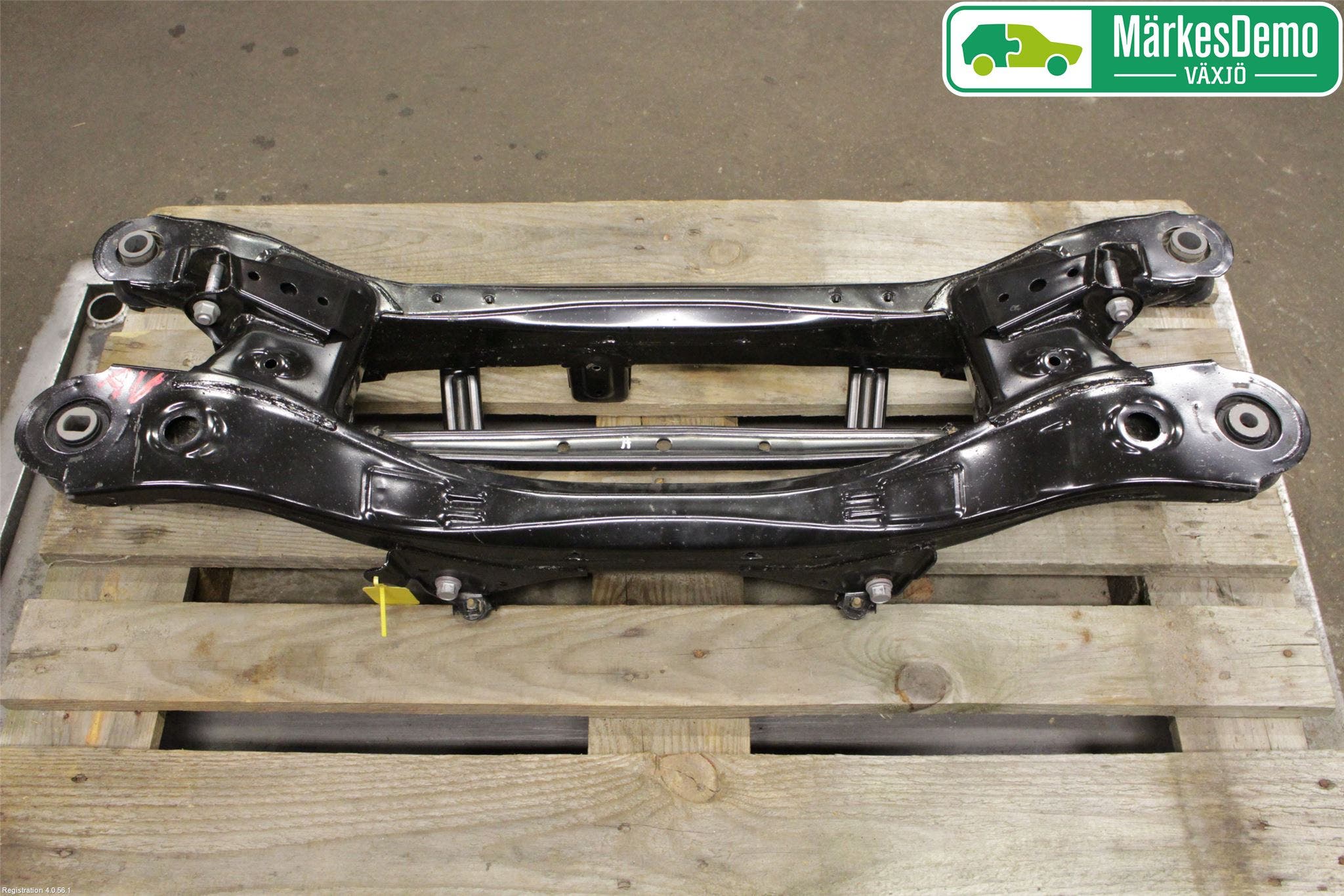 Toyota AURIS 13-19 Bakaxelbalk