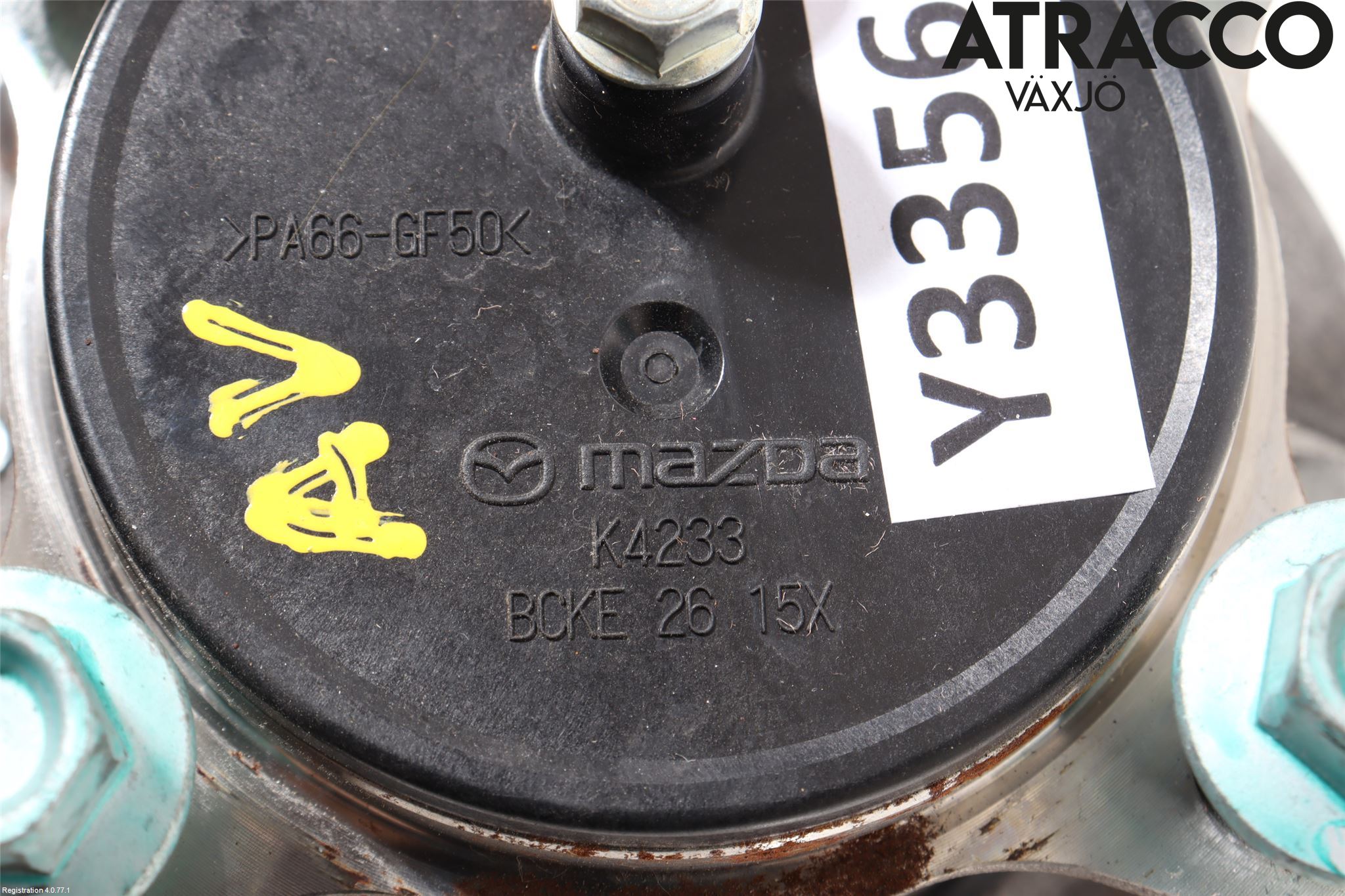 Mazda CX-30 20- Nav Bak