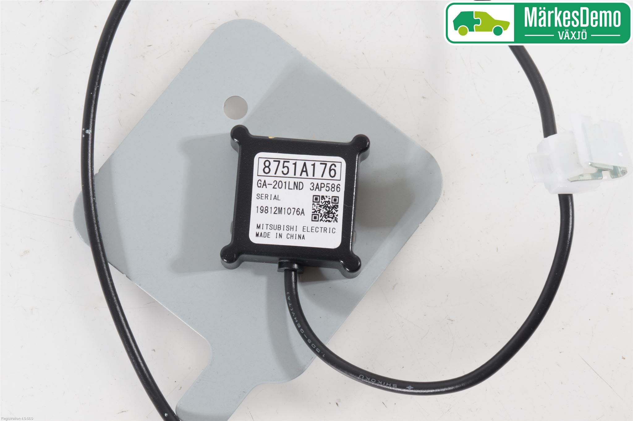 Mitsubishi OUTLANDER 13-21 Antenn El