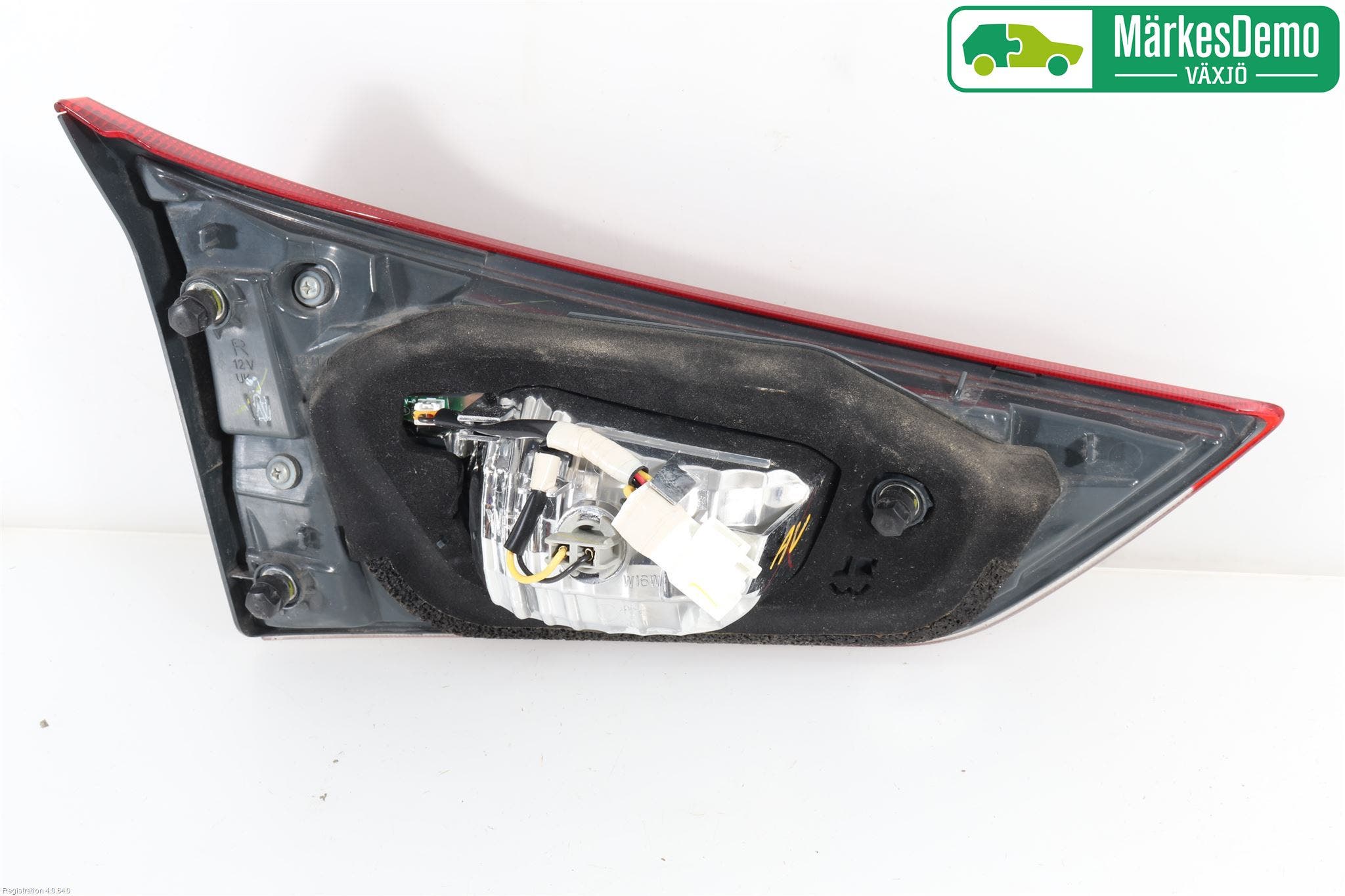 Toyota AURIS 13-19 Bakljus Lucka Hö