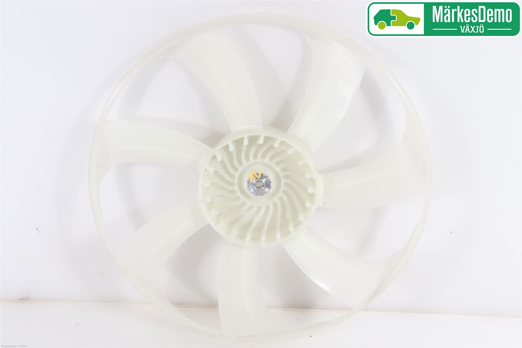 Toyota YARIS XP130 15-20 Kylfläkt-Vinge