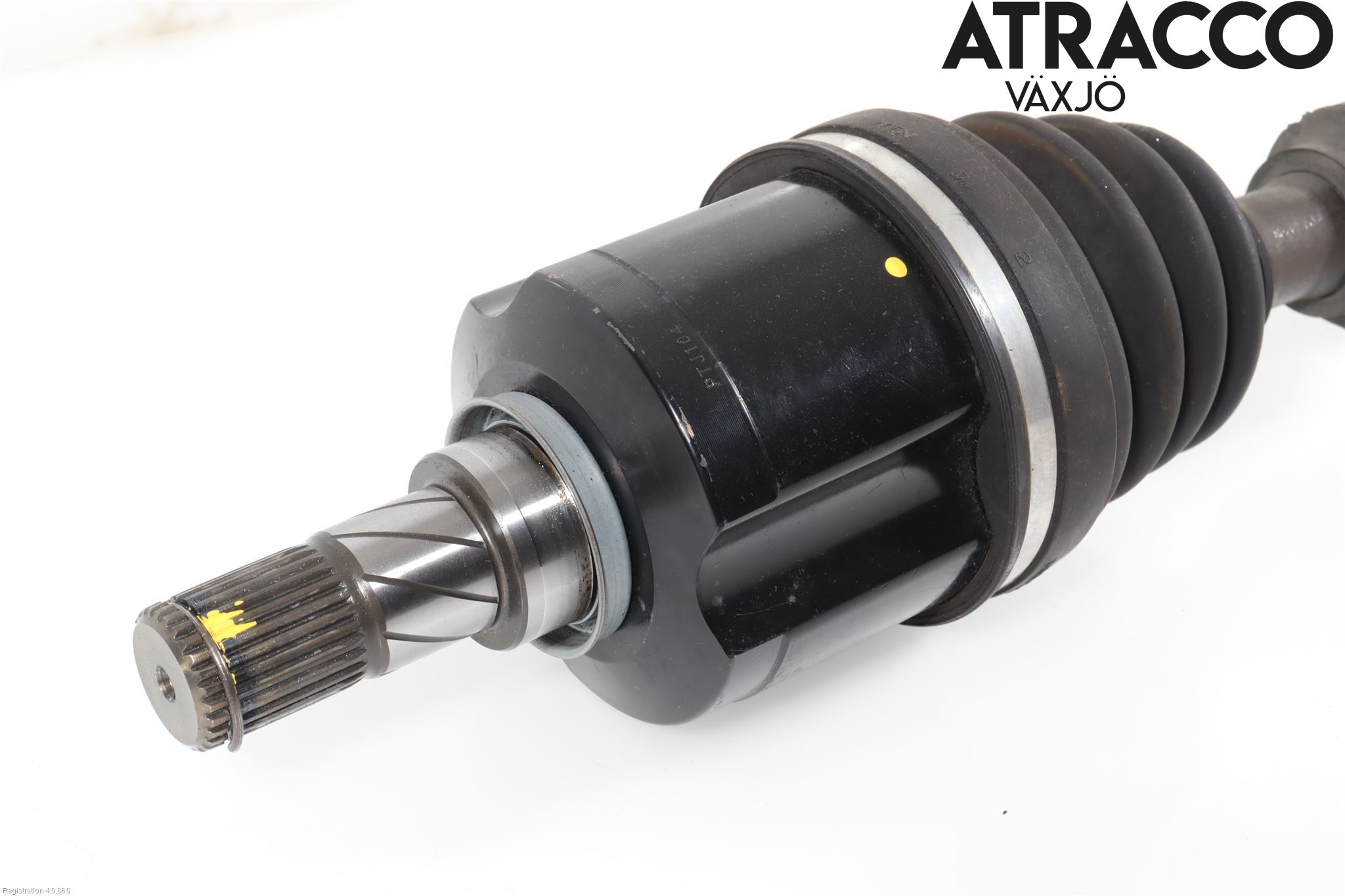 Mitsubishi ECLIPS CROSS Drivaxel Fram Vänster