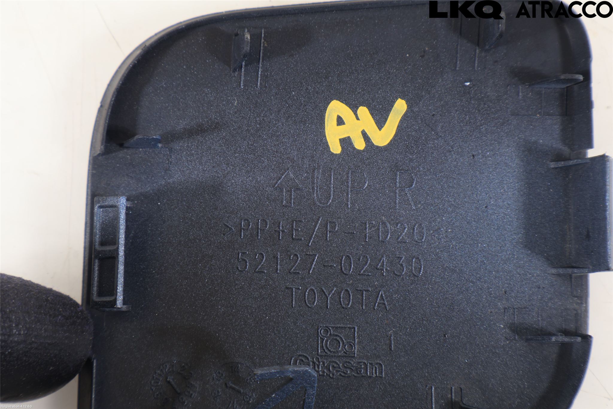 Toyota AURIS 13-19 Stötfångardel Fram Hö