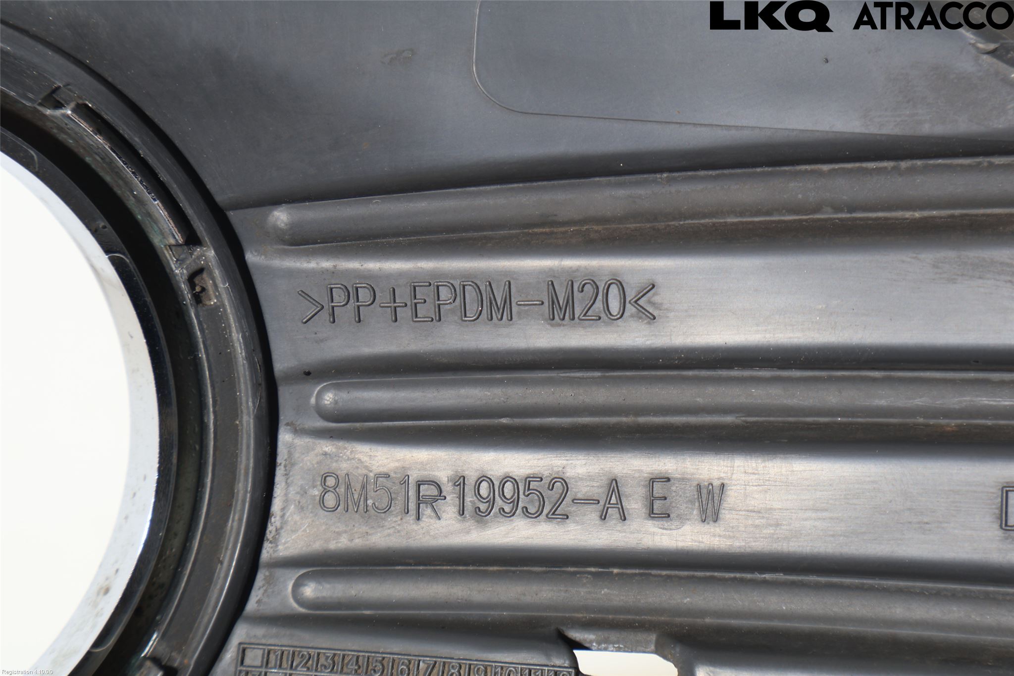 Ford FOCUS 08-11 Dimljussarg Fram