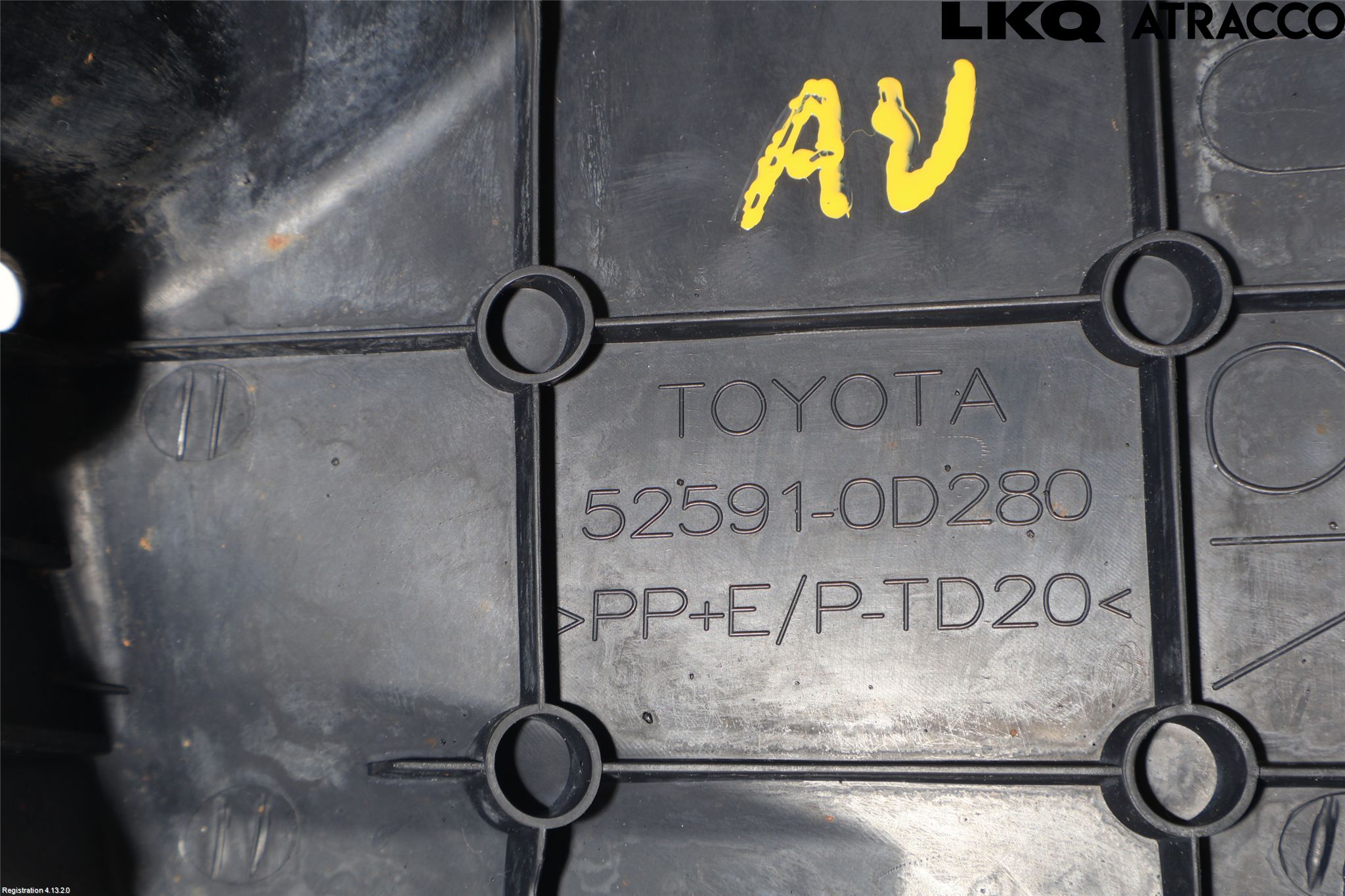 Toyota YARIS XP130 15-20 Skärm Inner