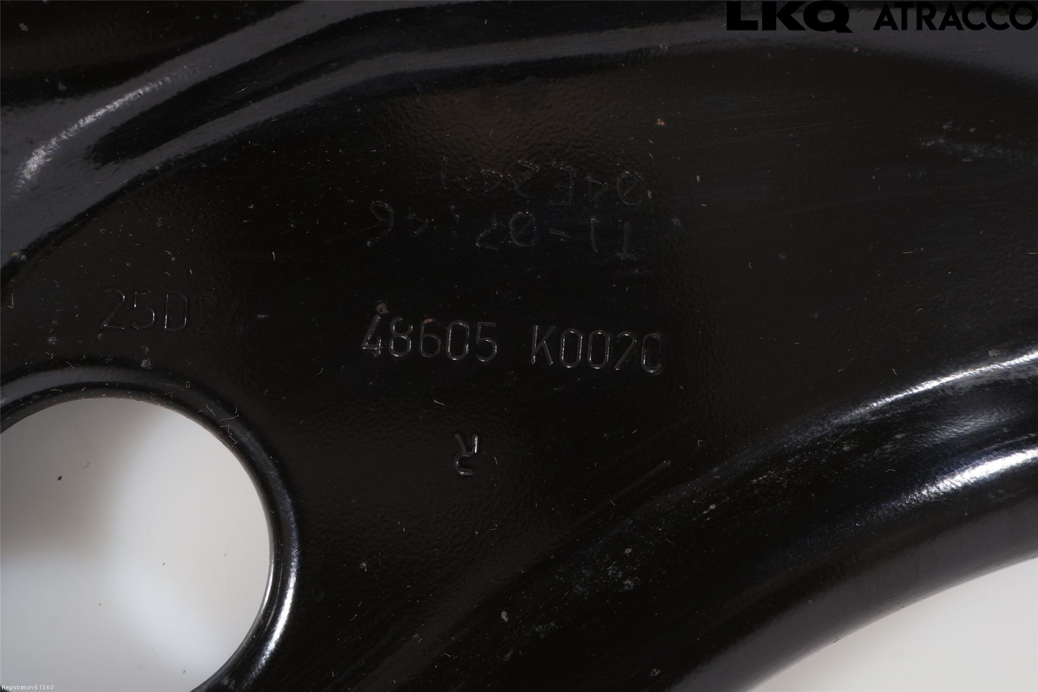 Toyota YARIS CROSS XP21 21- Bärarm Fram Undre Hö