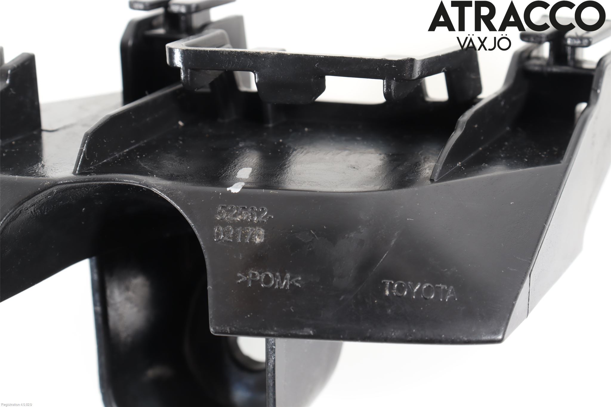 Toyota AURIS 13-19 Stötfångarfäste Bak Hö