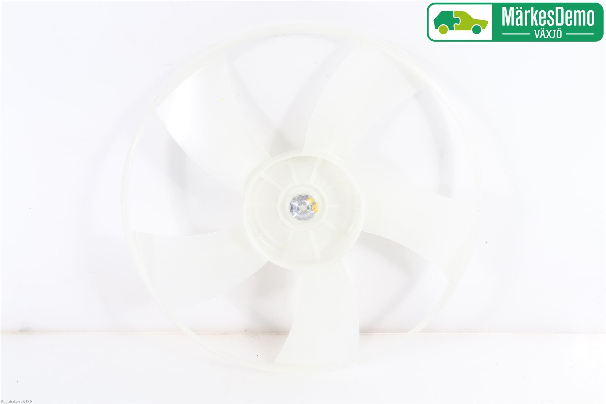 Toyota YARIS XP130 15-20 Kylfläkt-Vinge