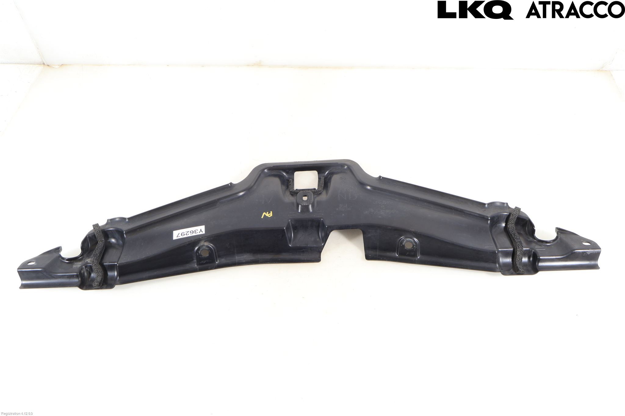 Toyota AURIS 13-19 Täckplast Front