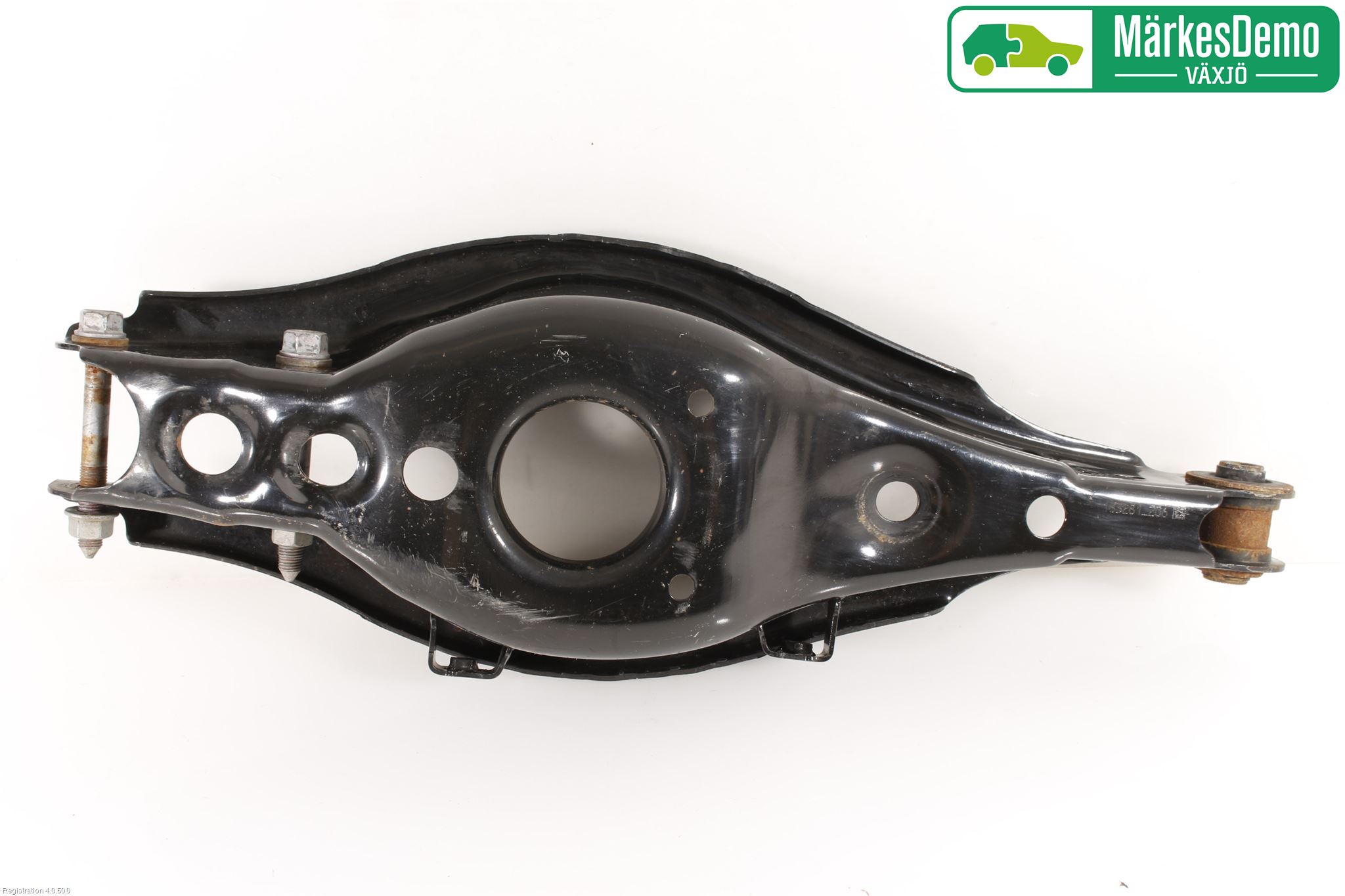 Toyota AVENSIS 16-18 Bärarm Bak Vänster