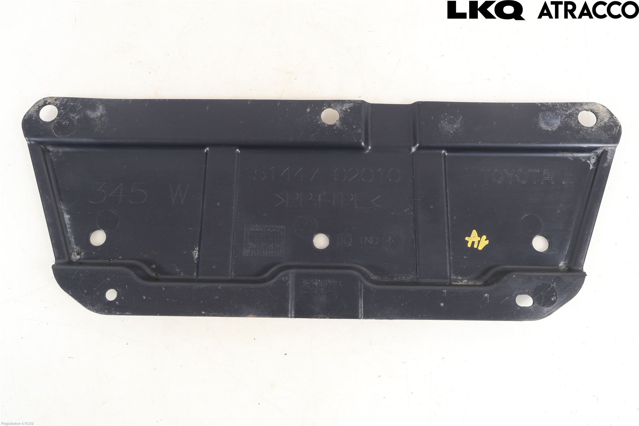 Toyota AVENSIS 16-18 Hasplåt Plåt-Plast