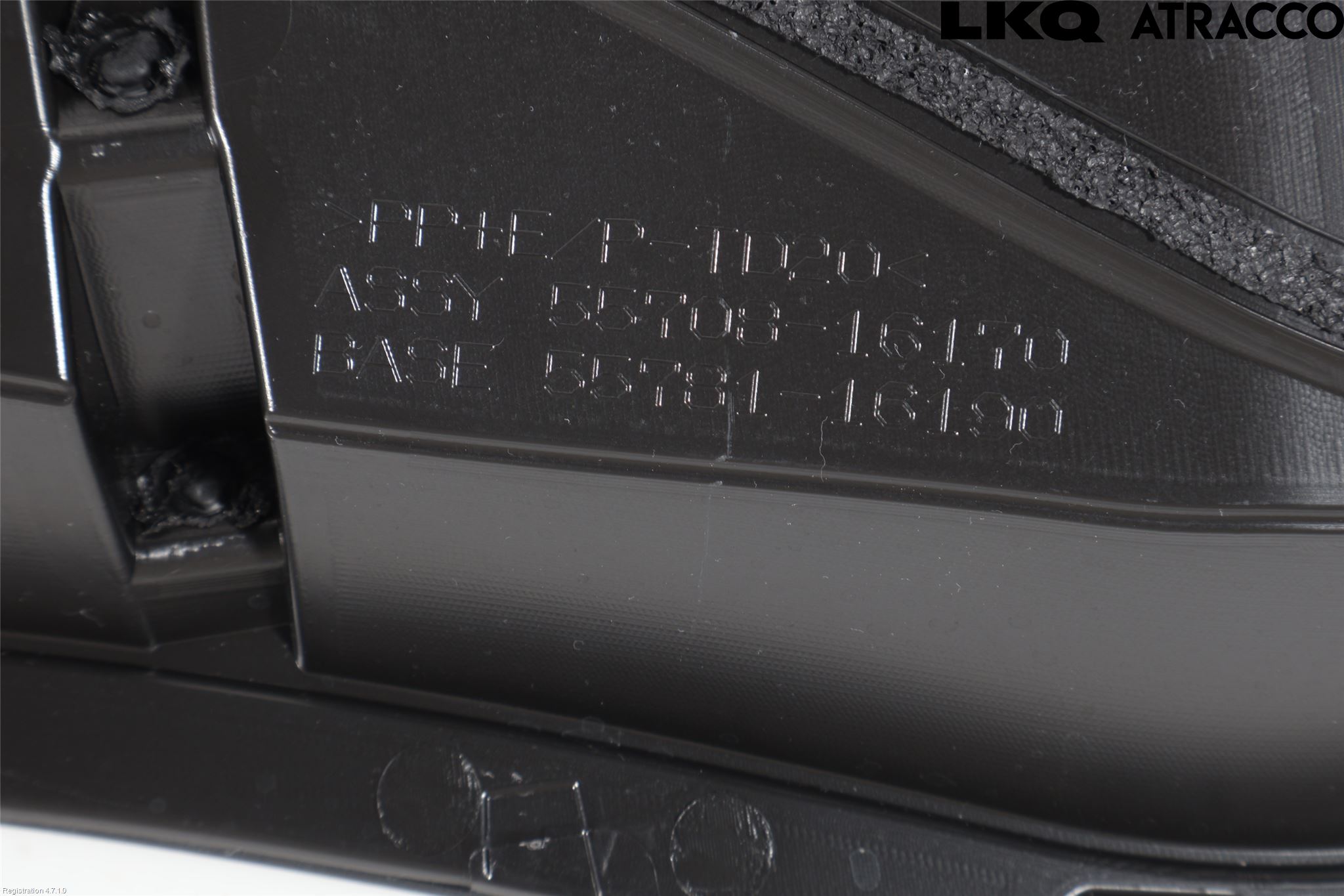 Toyota COROLLA CROSS XG10 22- Torpedplåt-Torpedplast
