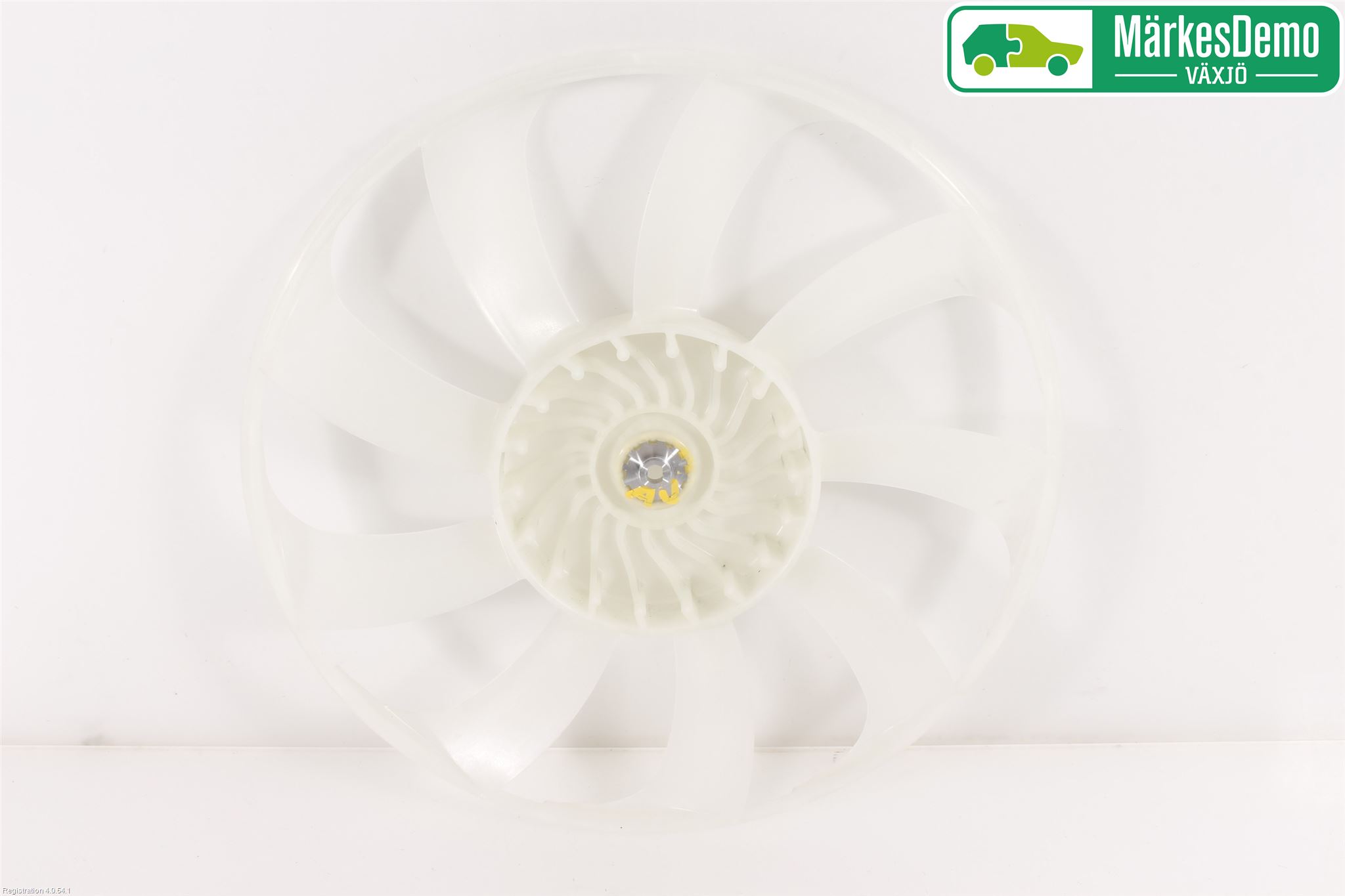 Toyota AURIS 13-19 Kylfläkt-Vinge