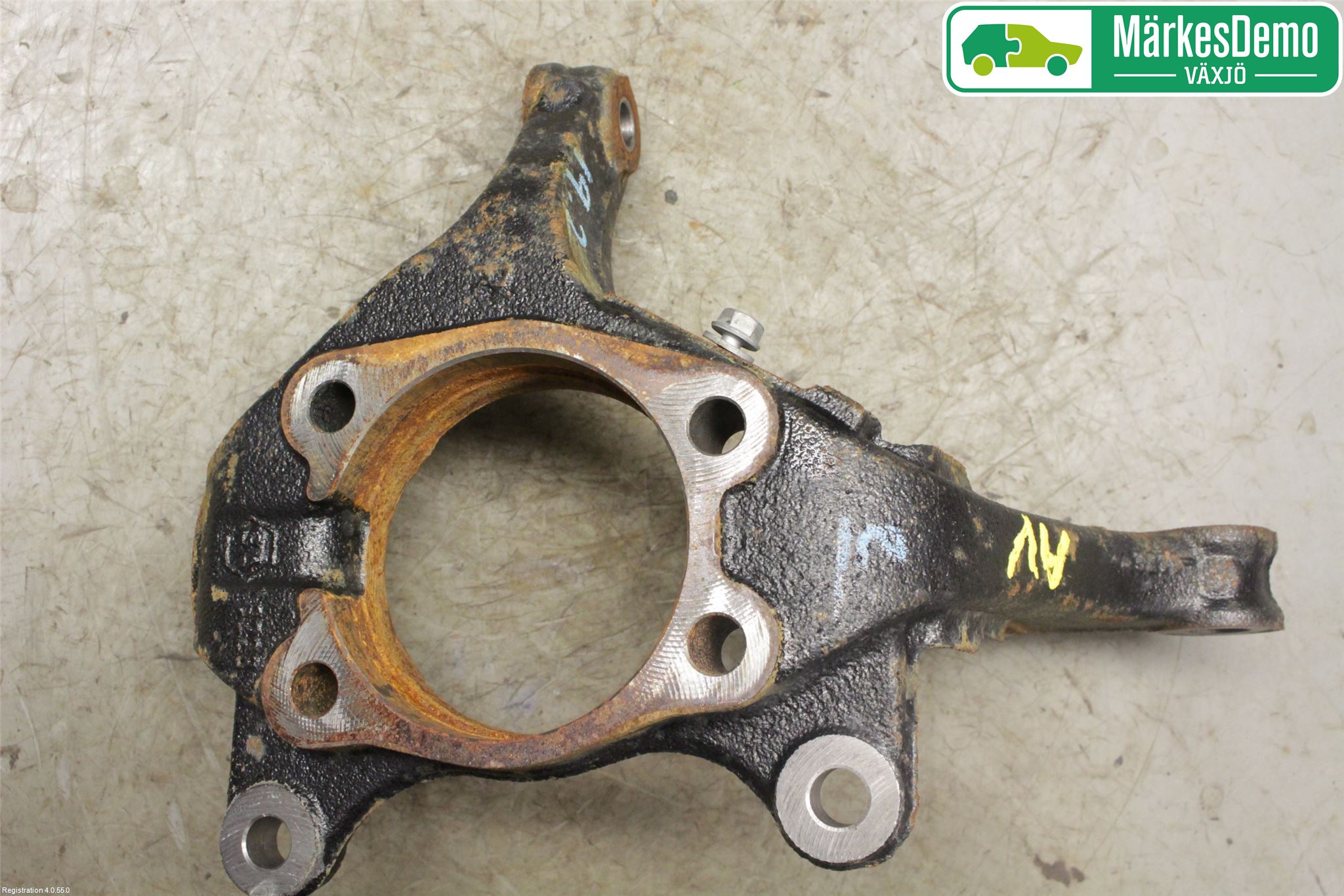Toyota AURIS 13-19 Styrspindel Lagerhus Hö