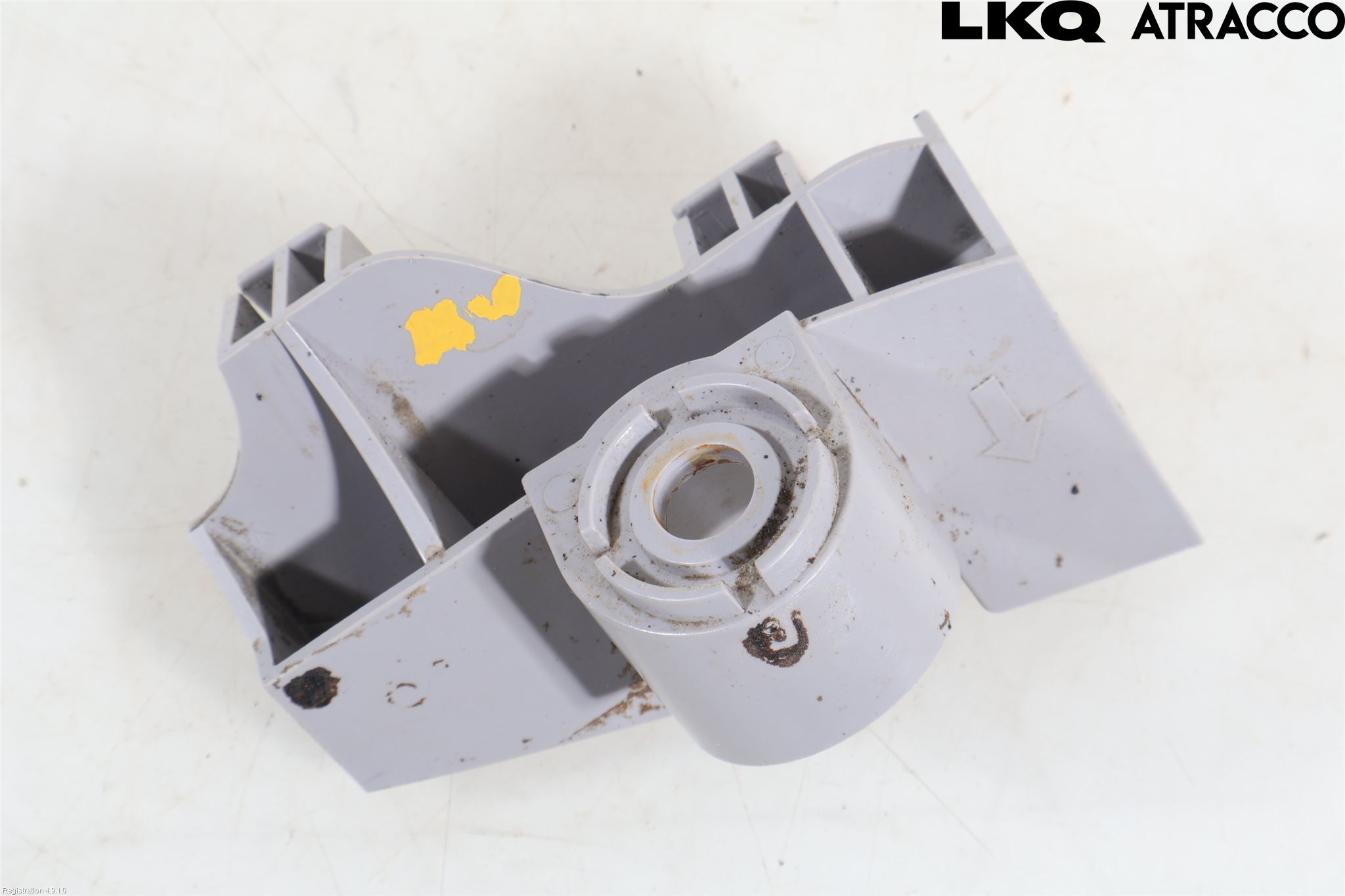 Toyota AURIS 13-19 Stötfångarfäste Bak Hö