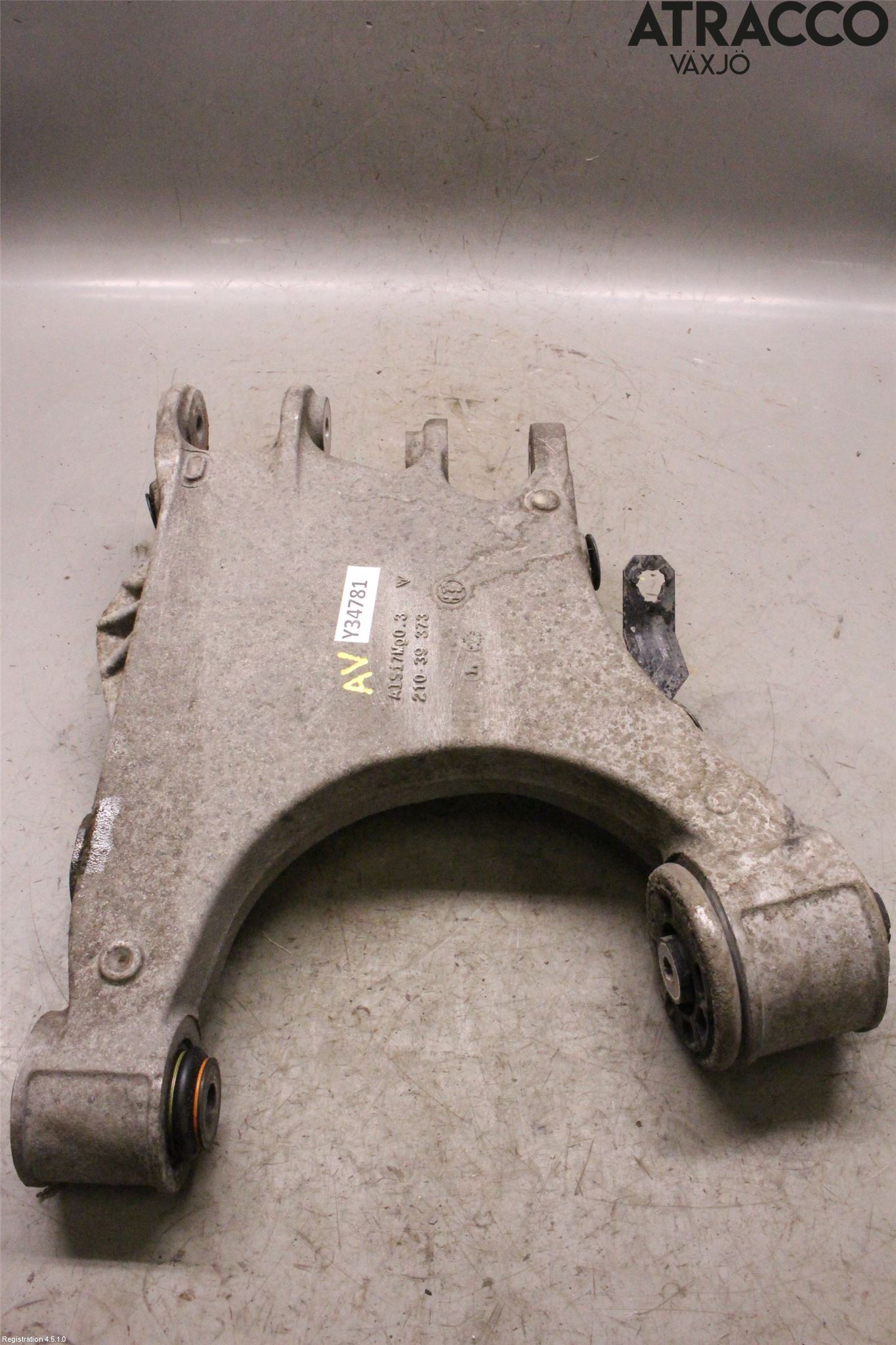 Alfa GIULIA Bärarm Bak Höger