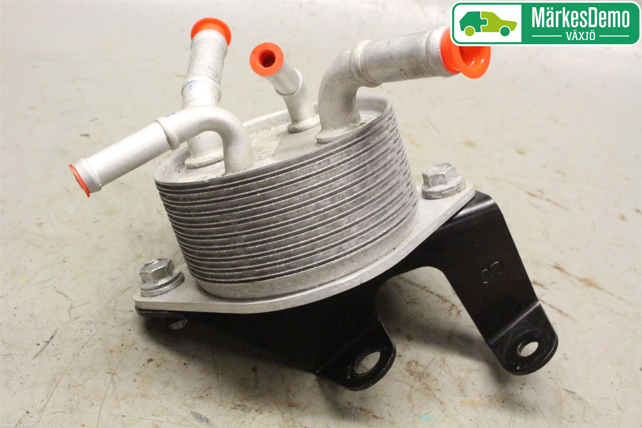 Toyota AVENSIS 16-18 Oljekylare Automat