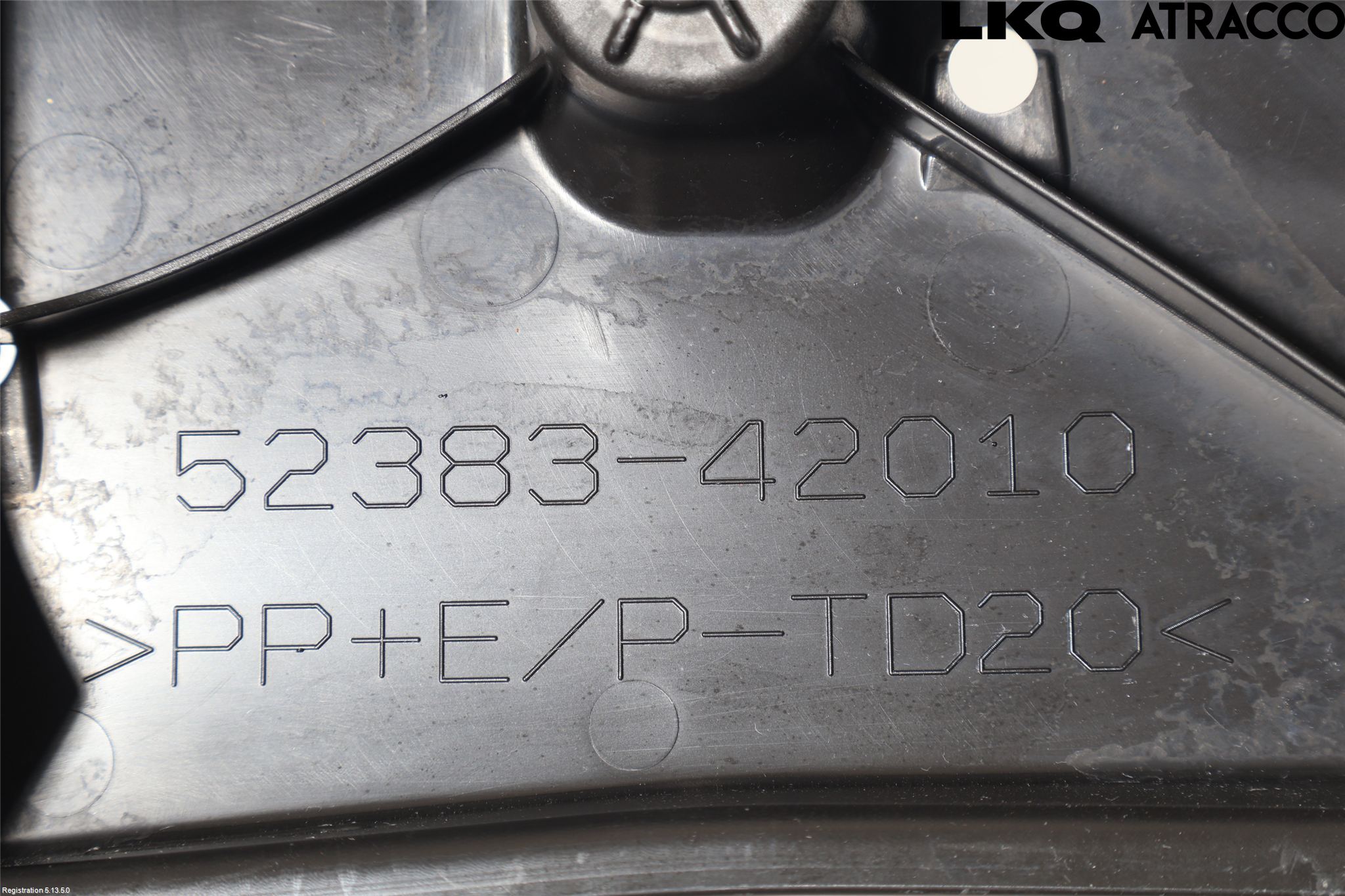 Toyota bZ4X EA10 22- Hasplåt Plåt-Plast