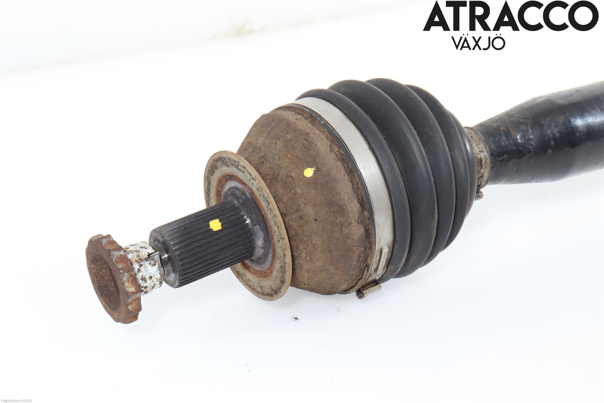 Volkswagen VW POLO 10-17 Drivaxel Fram Höger
