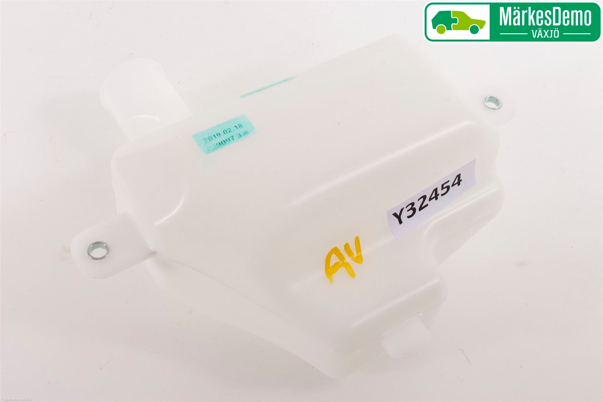 Suzuki SX4 S-CROSS 14-21 Expansionstank