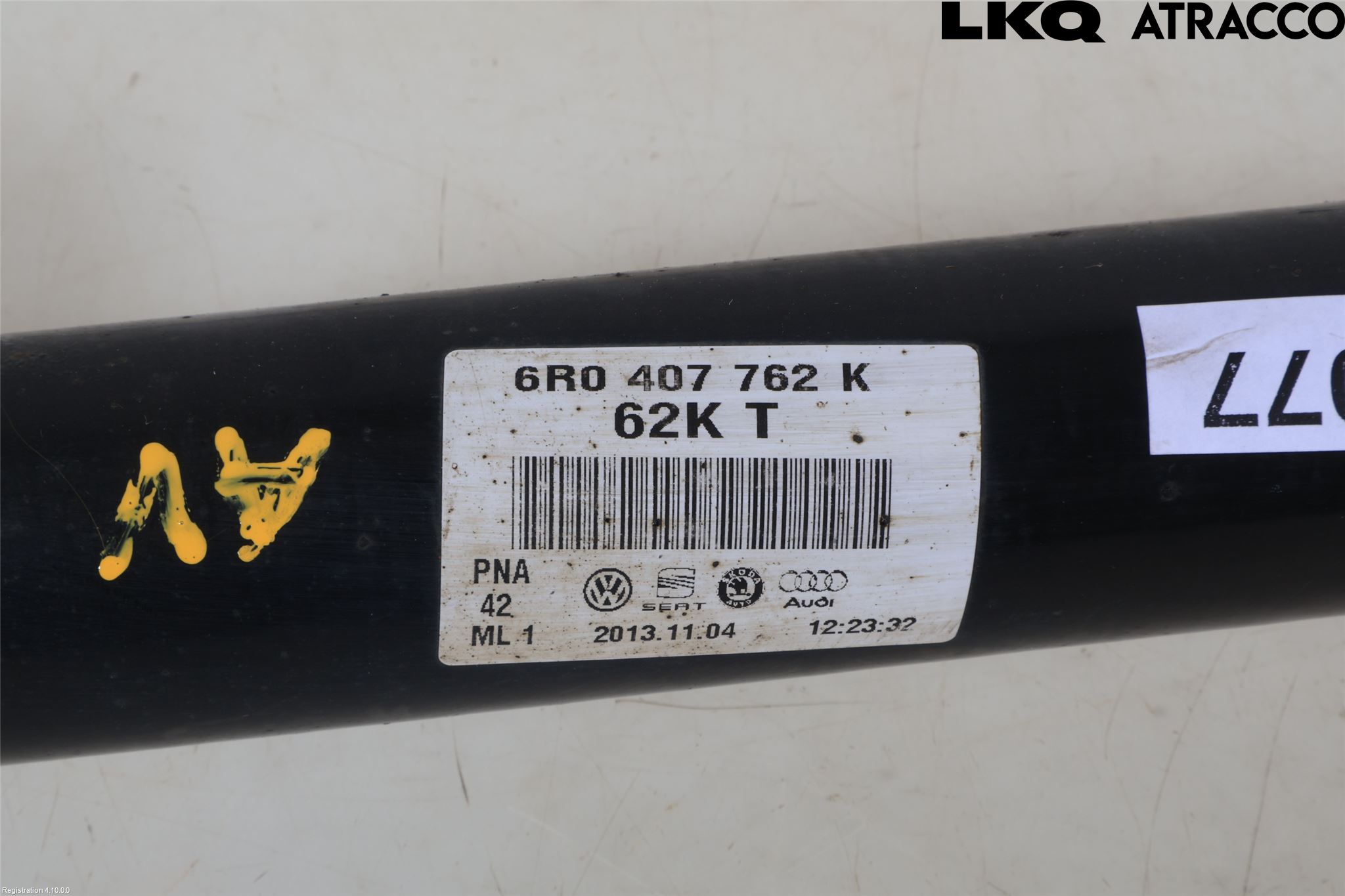 Volkswagen VW POLO 10-17 Drivaxel Fram Höger