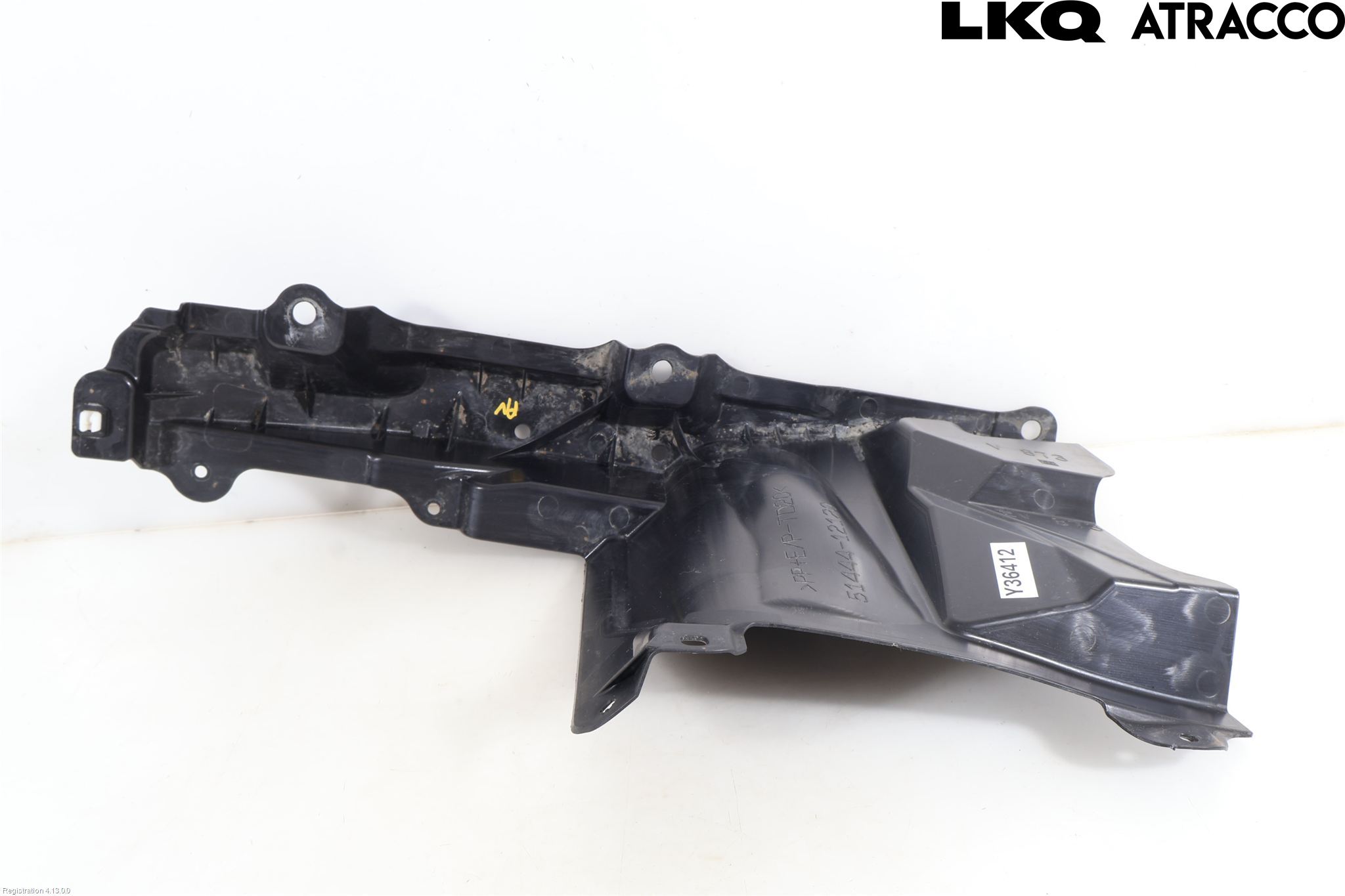 Toyota COROLLA CROSS XG10 22- Hasplåt Plåt-Plast