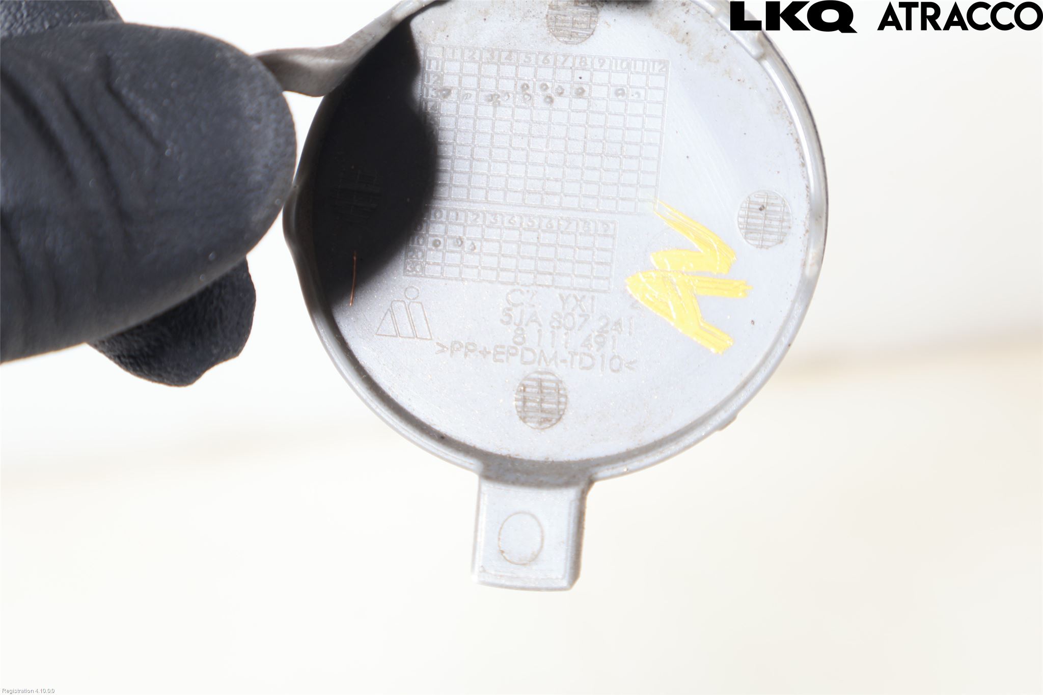 Skoda RAPID Stötfångardel Fram Hö