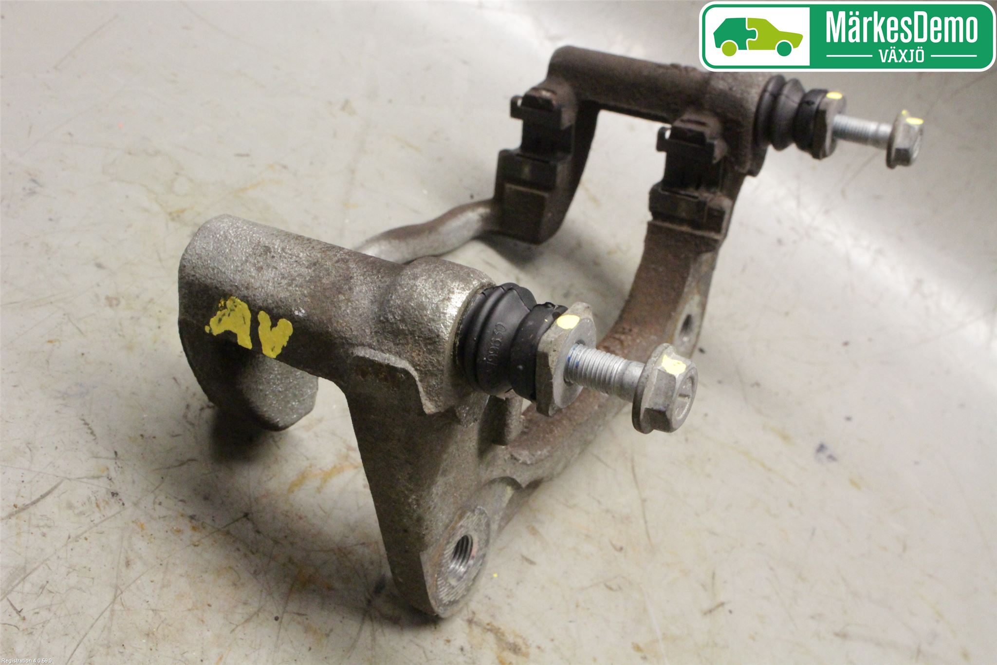 Toyota C-HR 16-23 Bromsokshållare