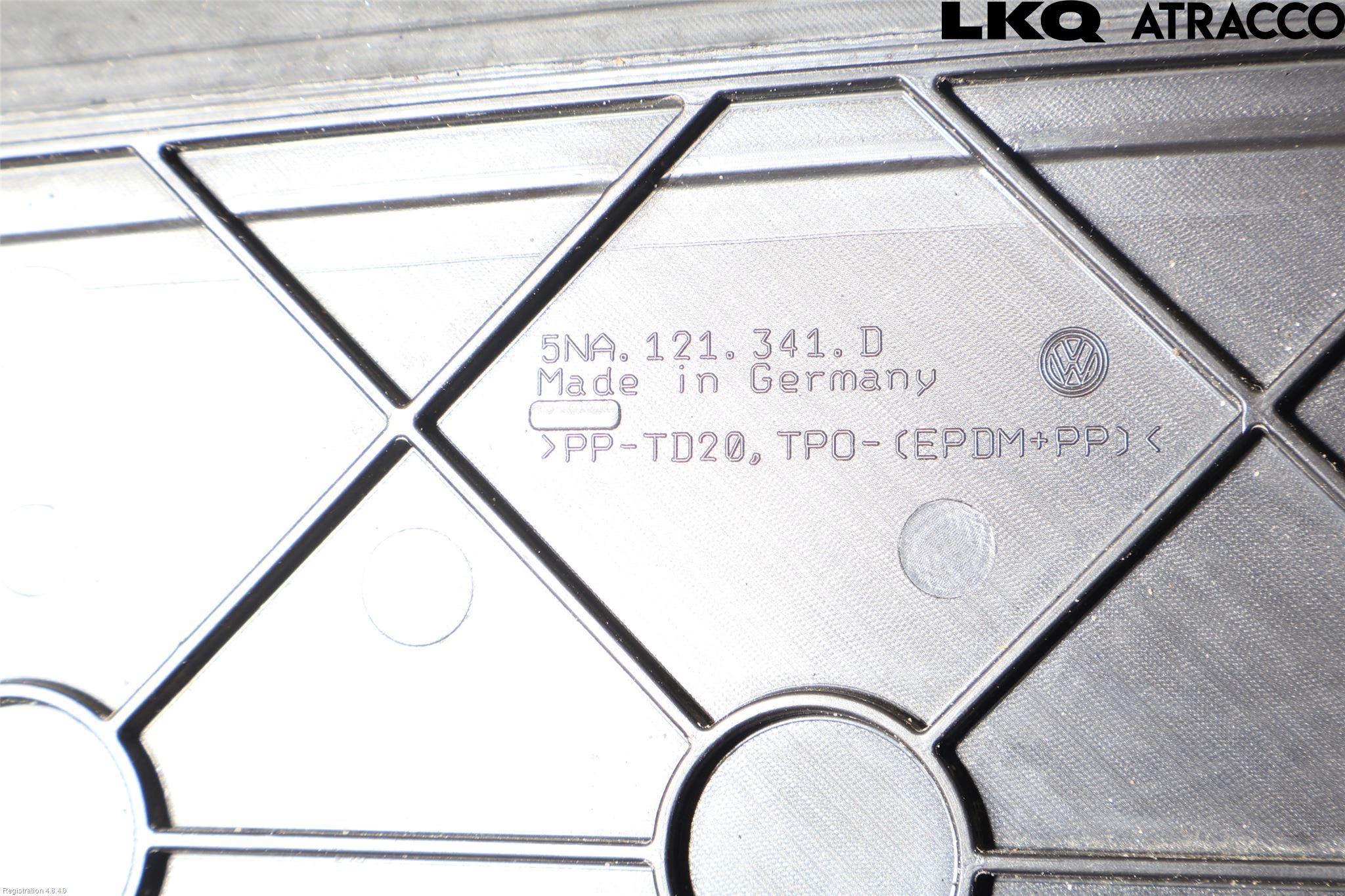 Volkswagen VW TIGUAN 16-24 Deflektor Plåt-Plast Kylning