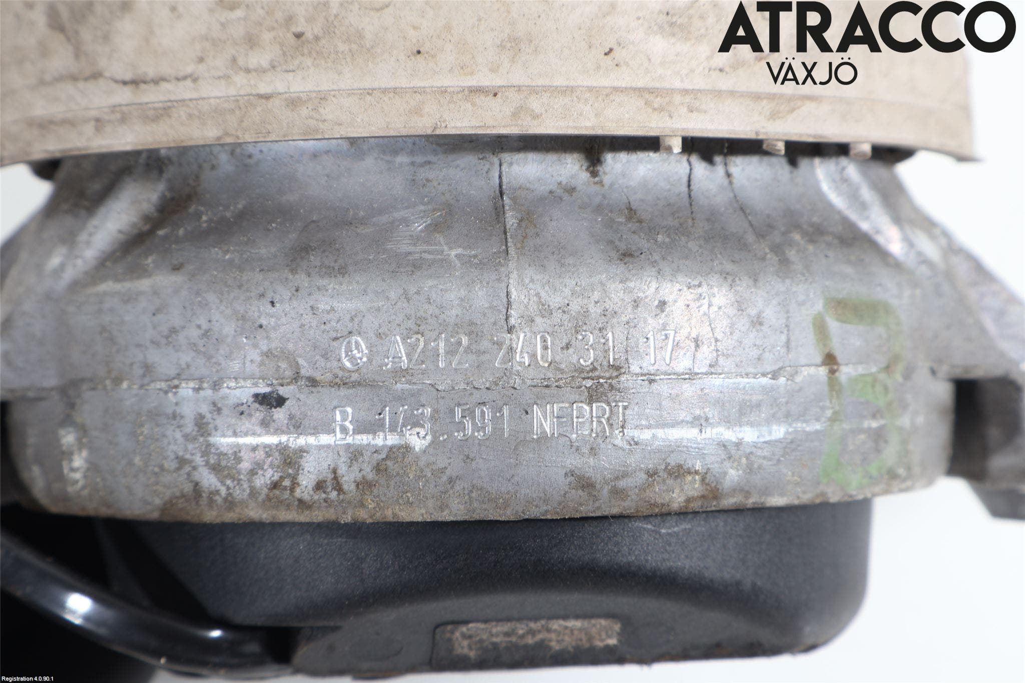 Mercedes-Benz MB E-KLASS (W212) 09-16 Motorfäste