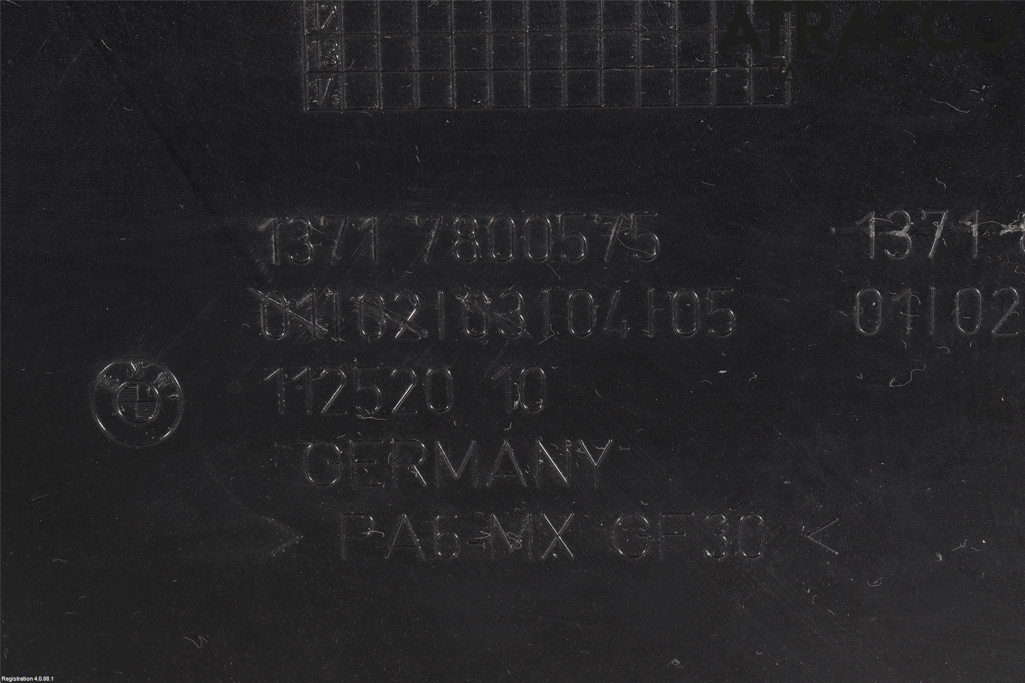 BMW 5 F10/F11/F18 09-17 Motorkåpa