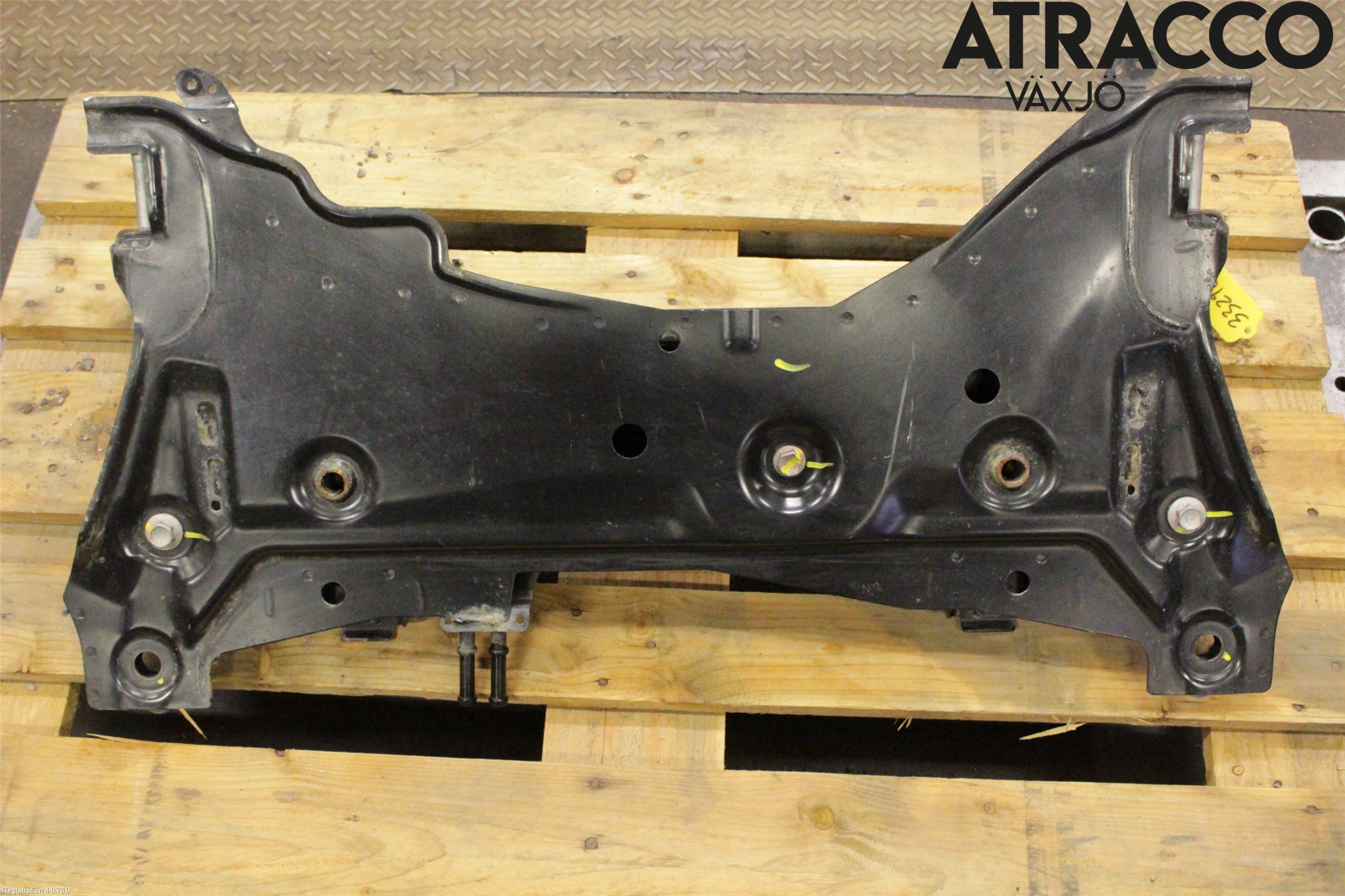 Suzuki VITARA 15- Framvagnsbalk