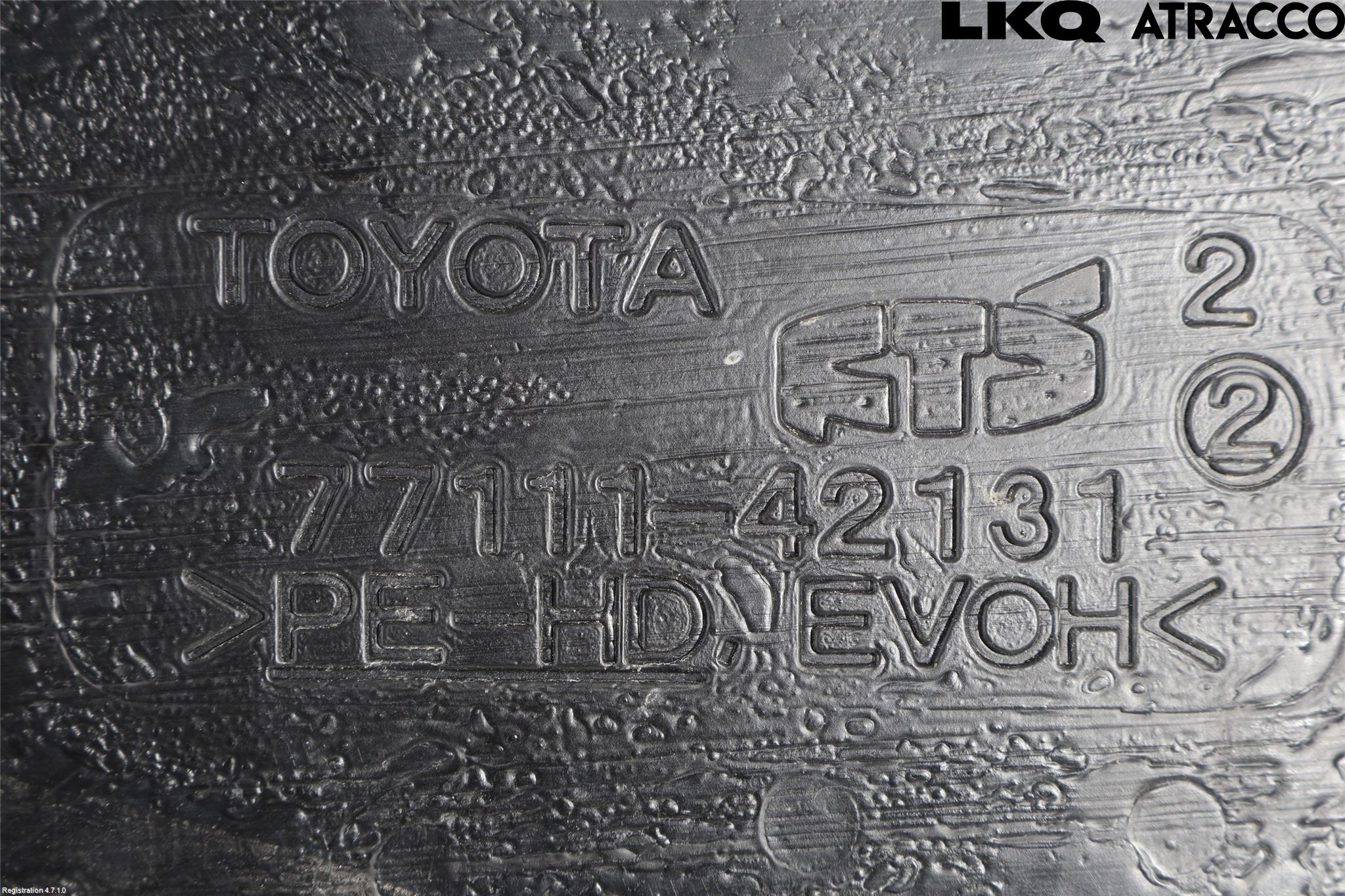 Toyota RAV4 19- Bränsletank Insprutning