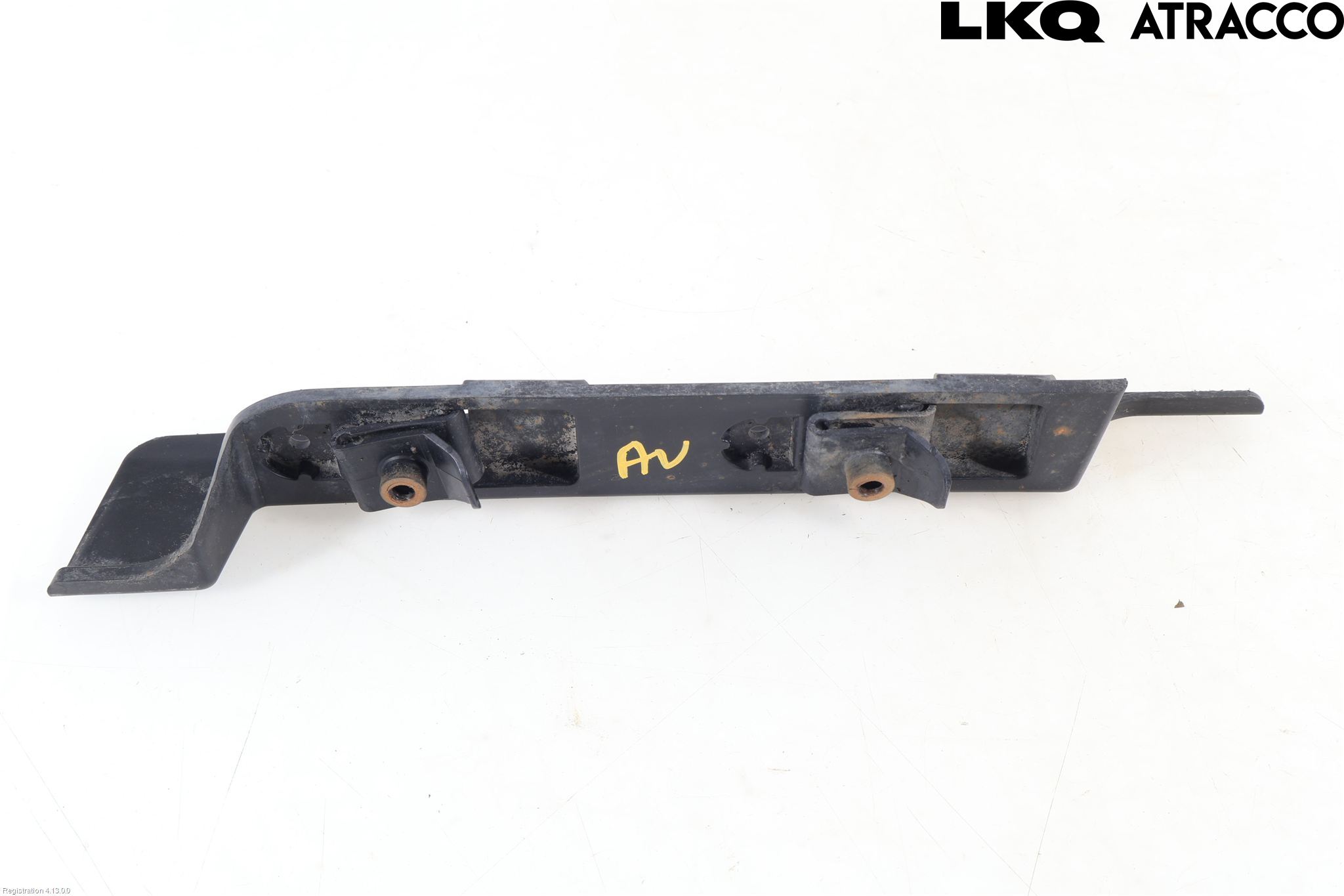 Toyota YARIS XP130 12-14 Stänkskydd